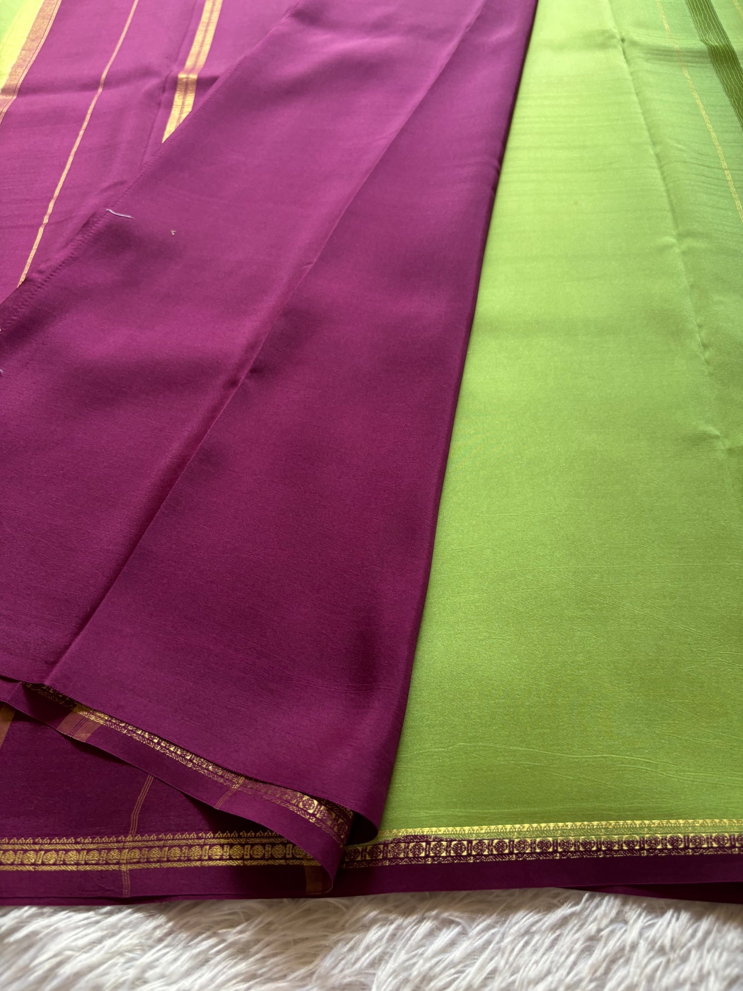 Sumukhi (2D) : Pista green-wine