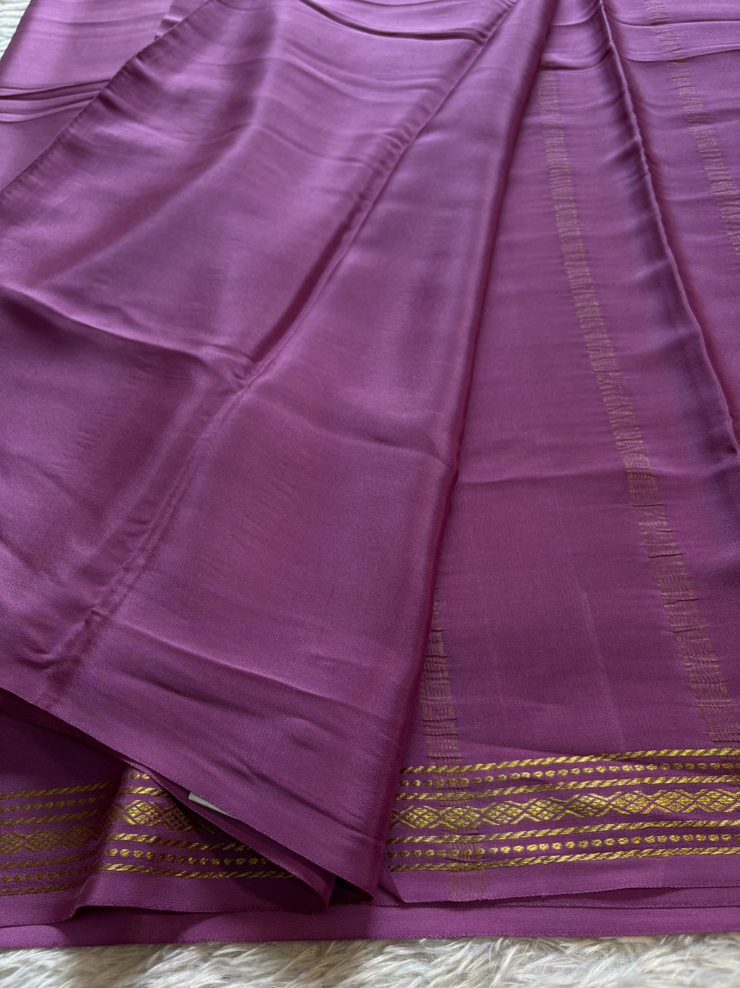 Bhavani : Solid Mauve pink