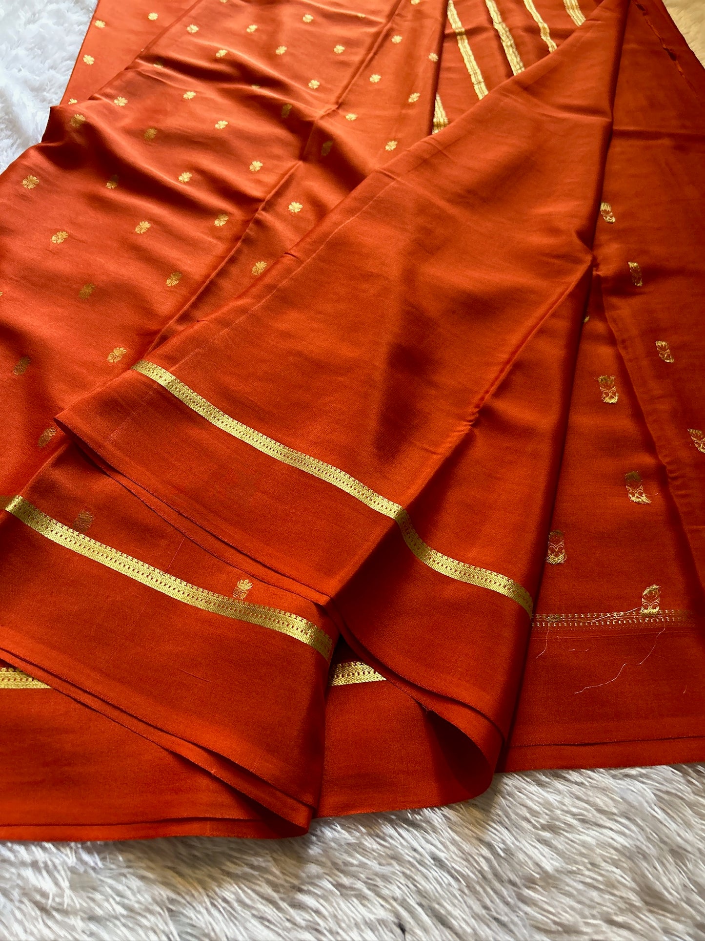 Sahana : Solid rust orange