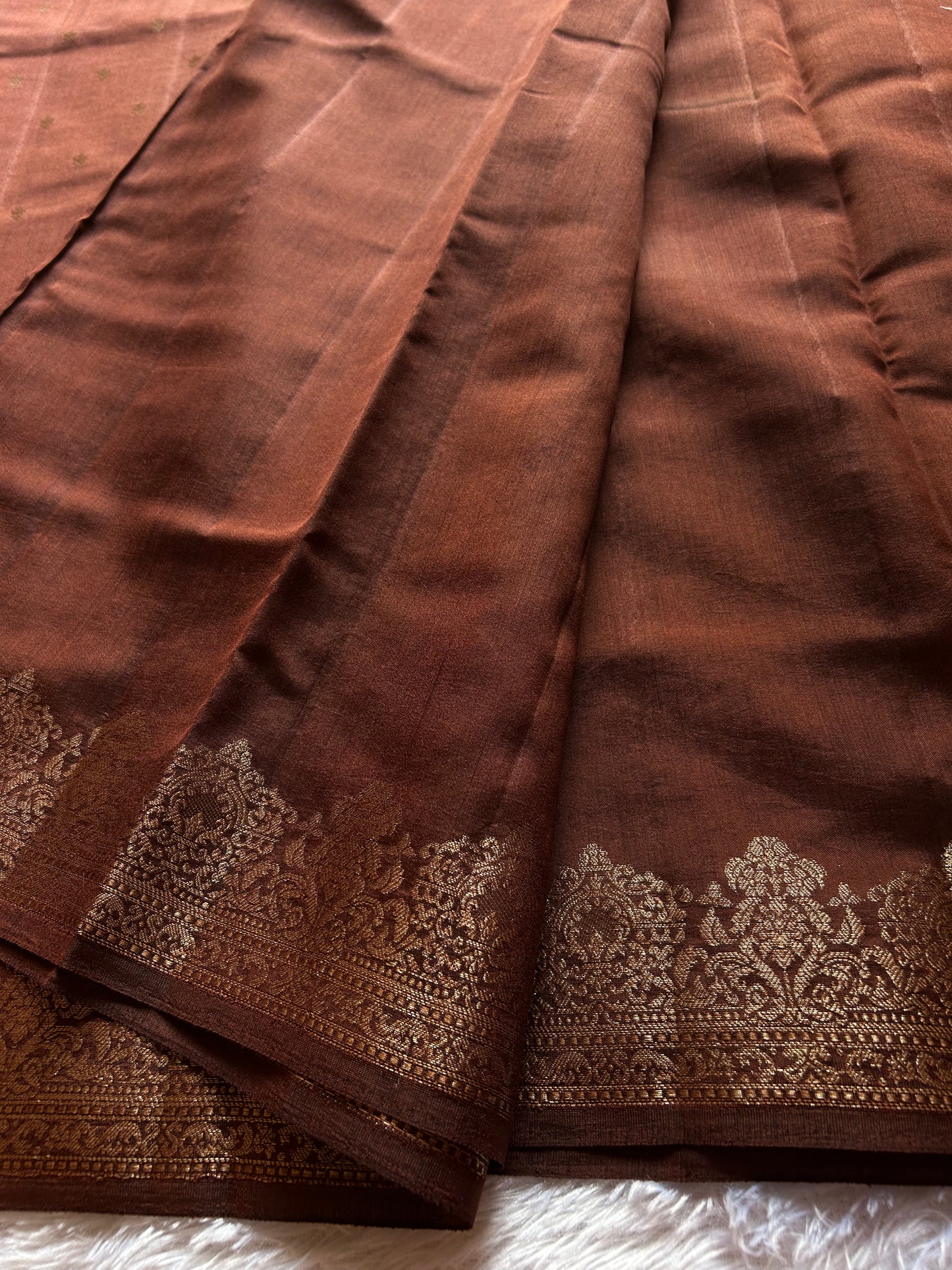 Banarasi Chiniya : Solid Brown