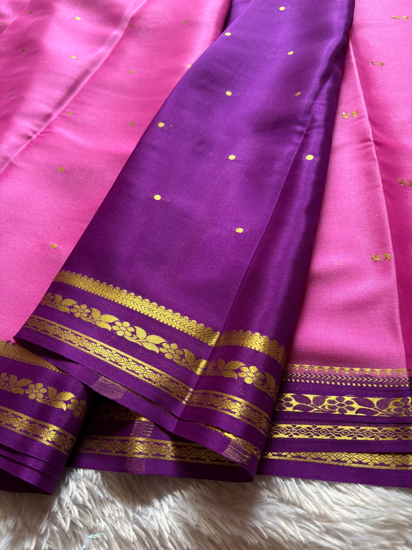 Anjali (2D) : Rose pink-dark magenta