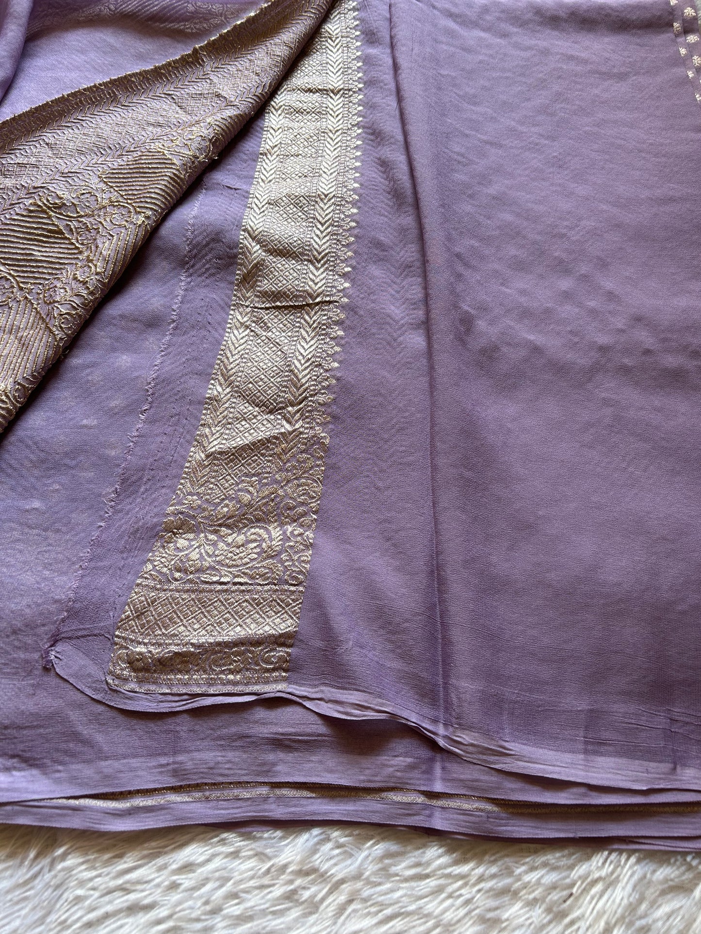 Myra : Solid Light lavender