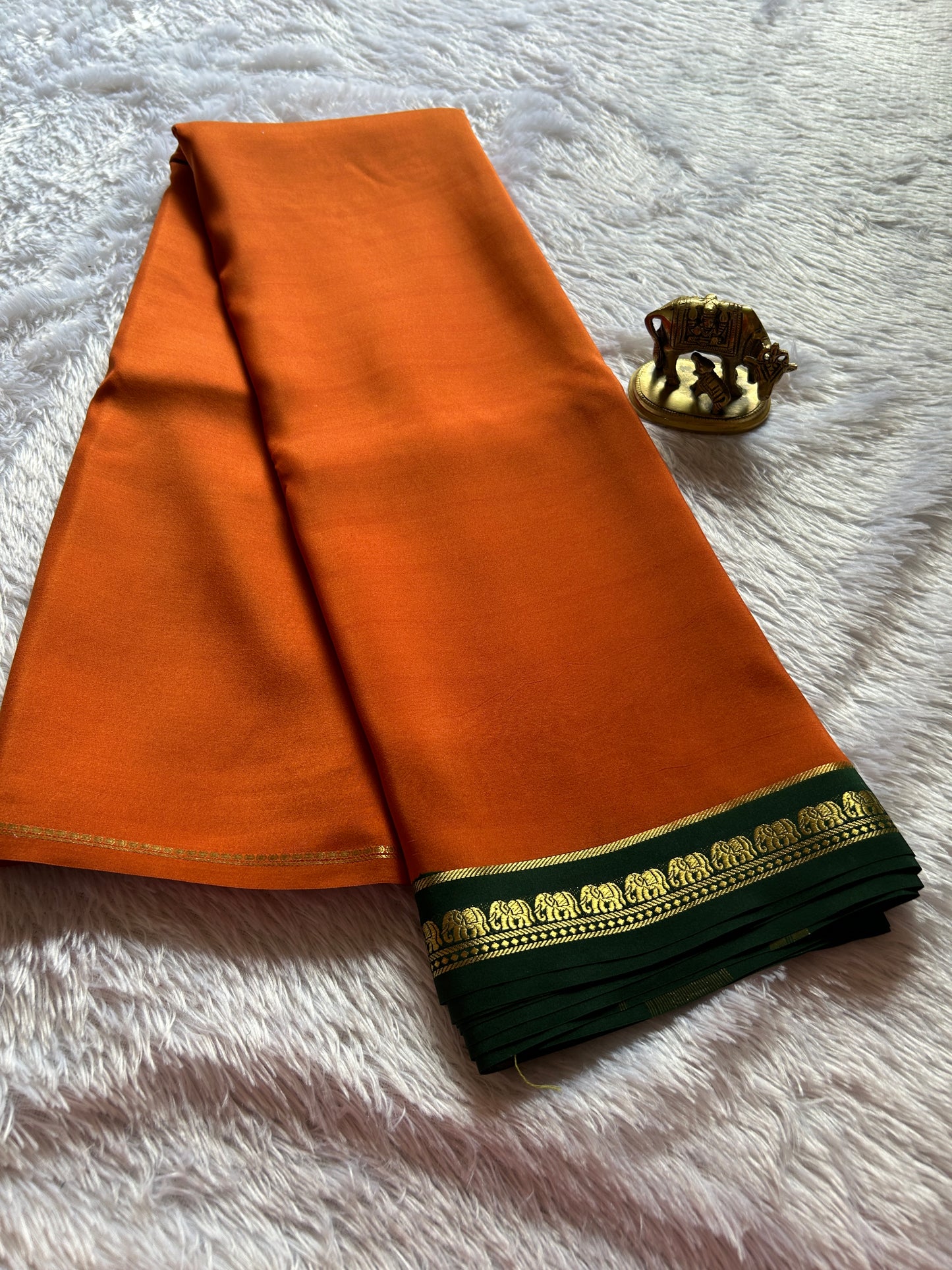 Gowri (2D) : Orange-bottle green