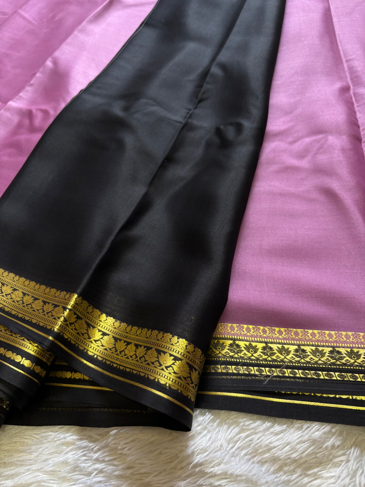 Sushmitha (2D) : Mauve-black