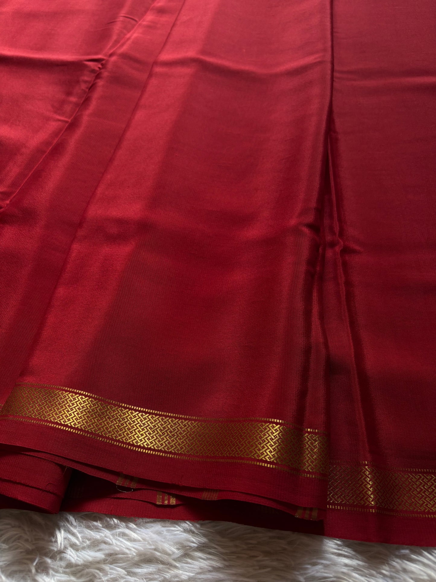 Nivedha : Solid Dark red