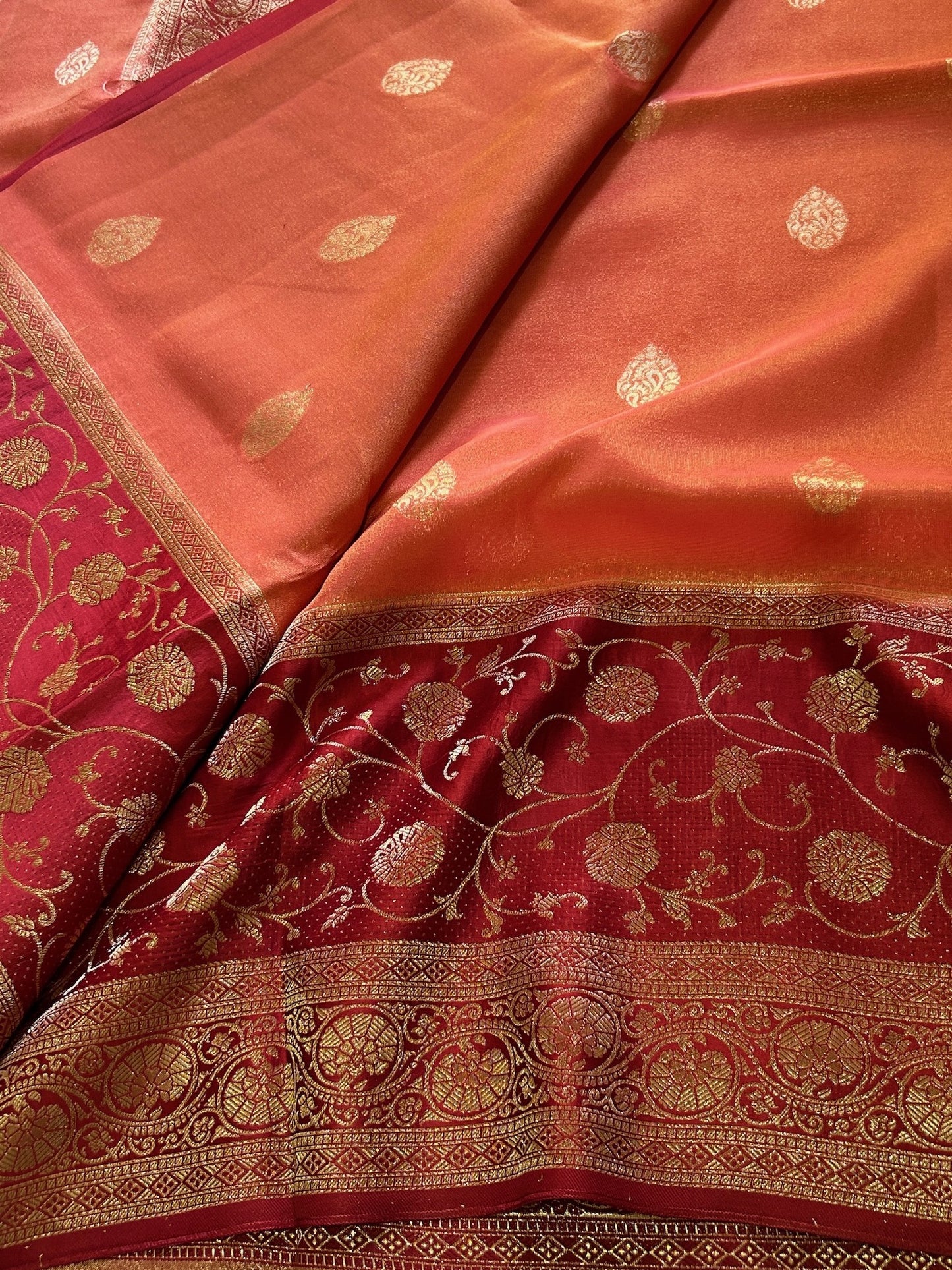 Semi raw mango: Orange-maroon