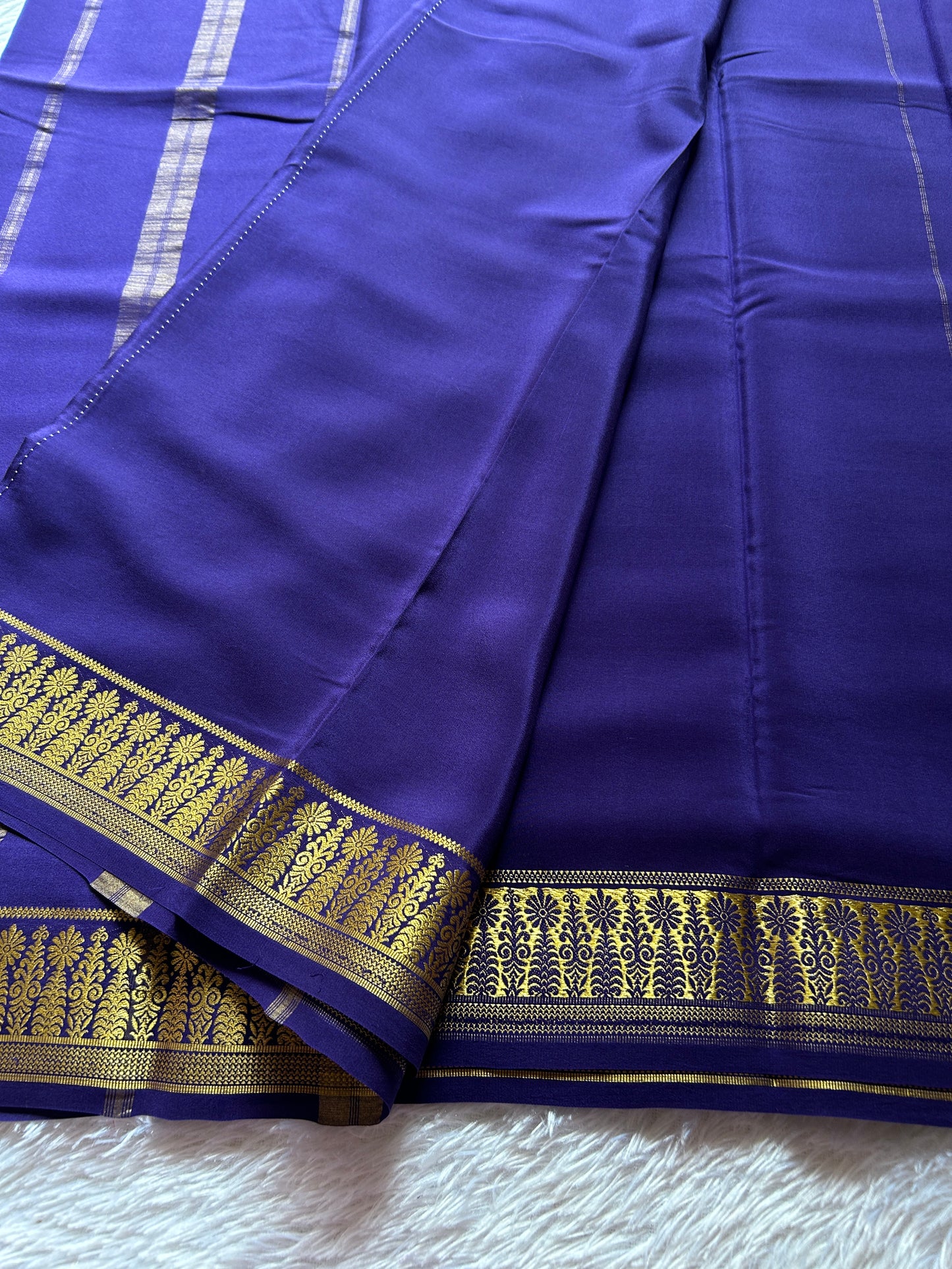 Hombale : Solid Navy blue