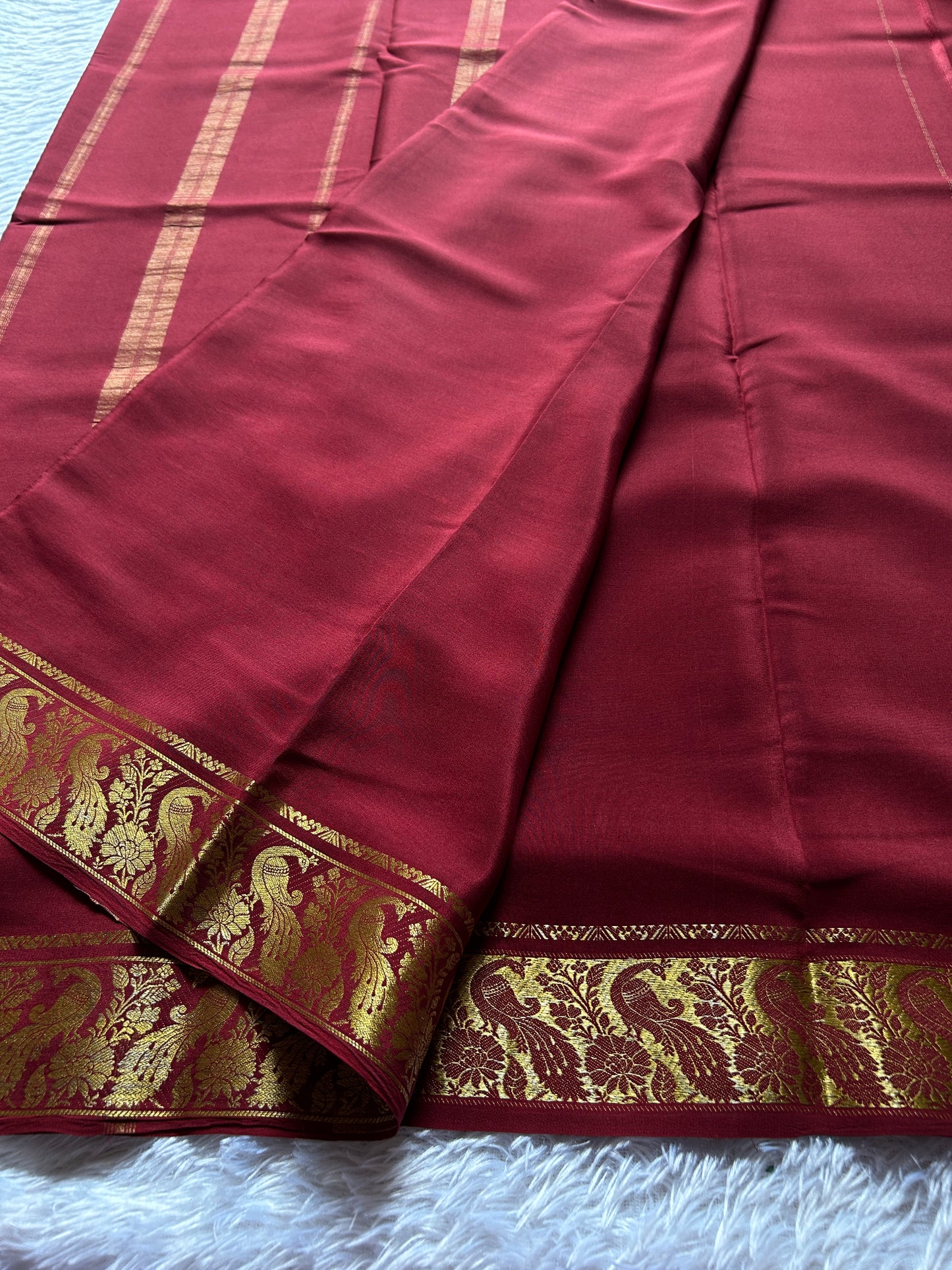 Mayuri : Solid Maroon