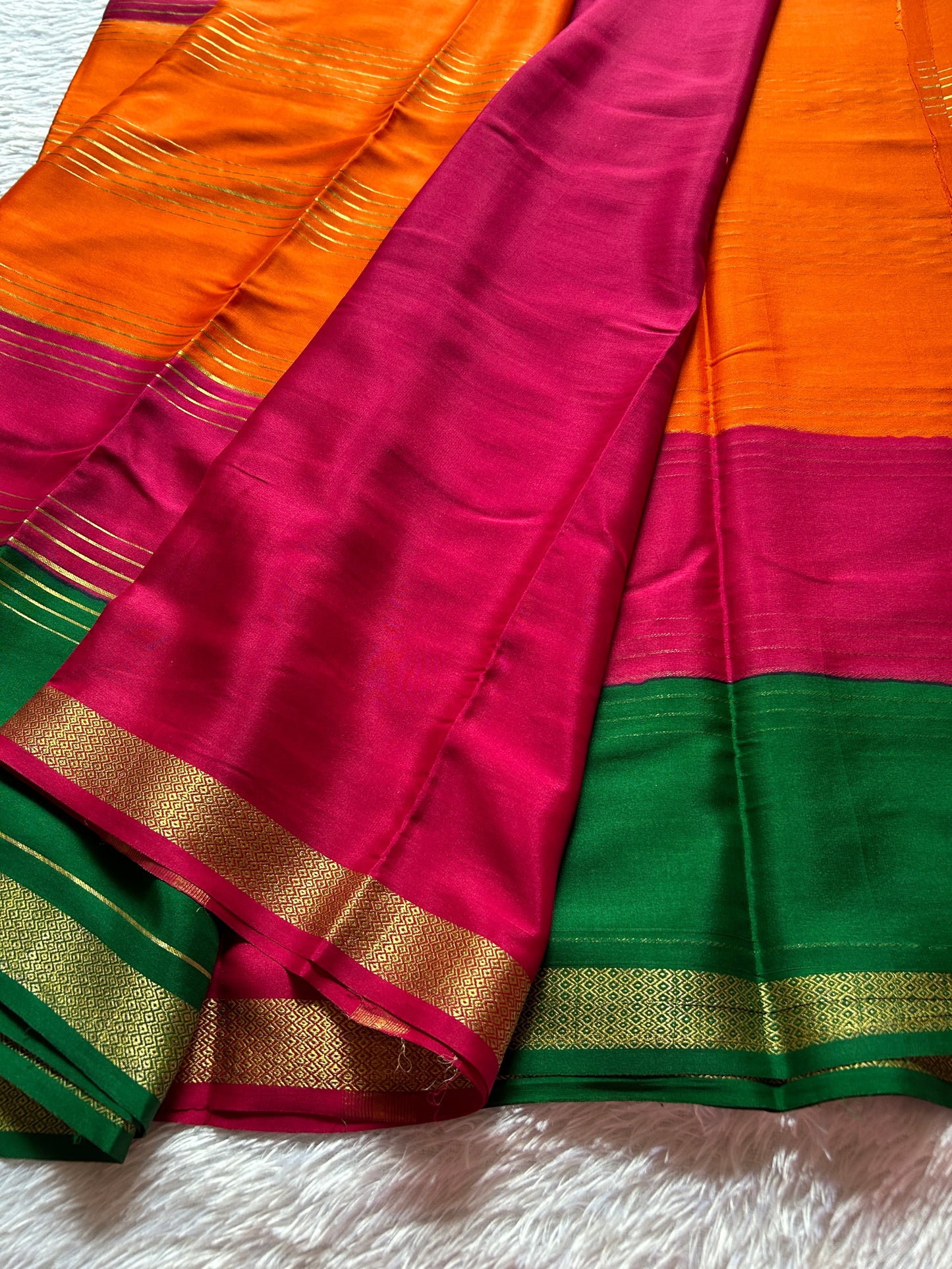 Trinetri (3D) : Orange-pink-green