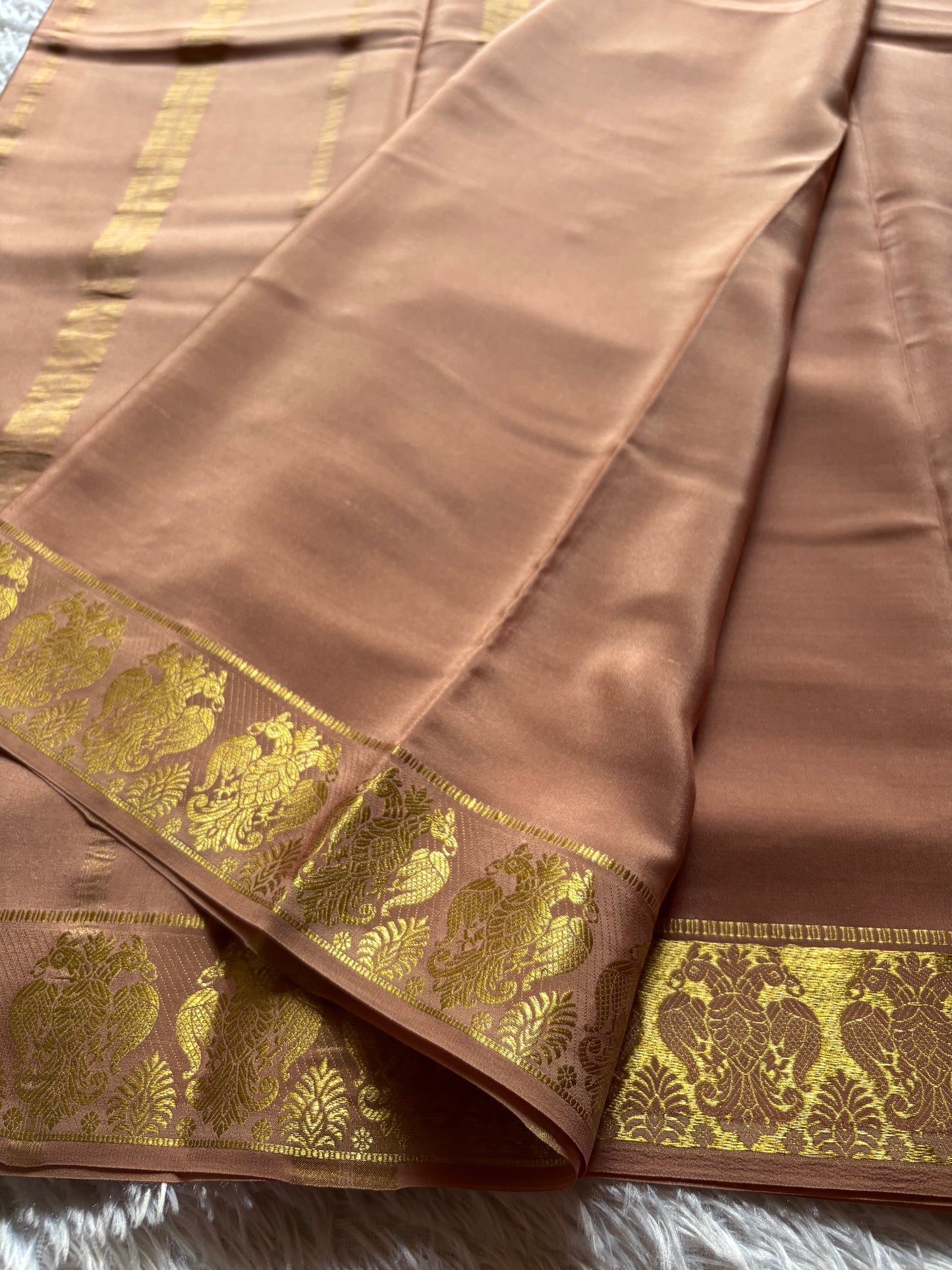 Veera : Solid Rose gold