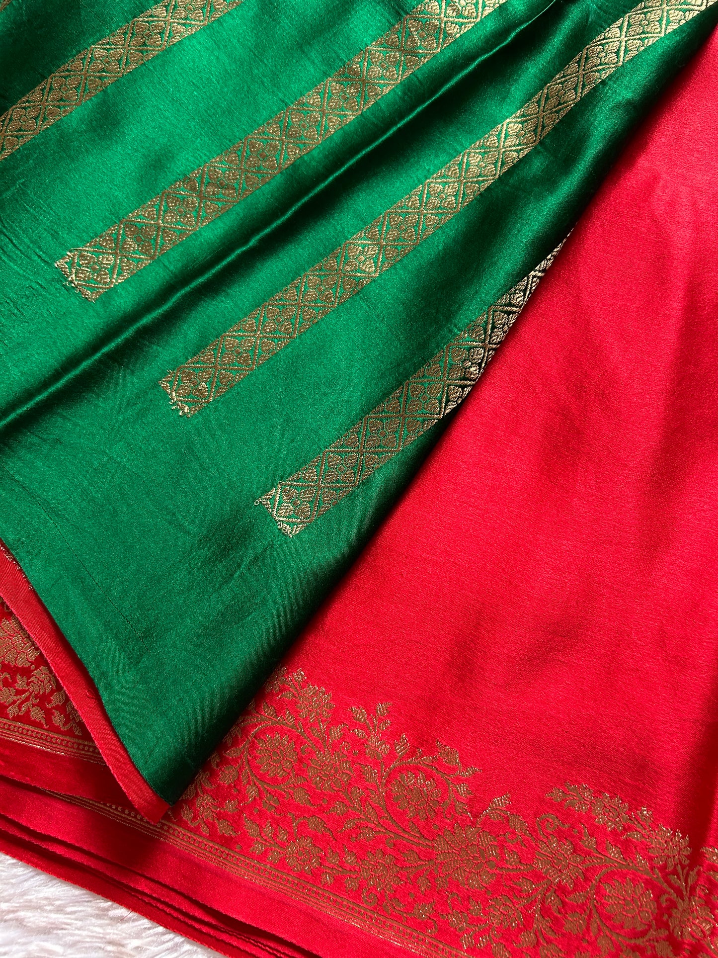 Madhubala : Solid Red