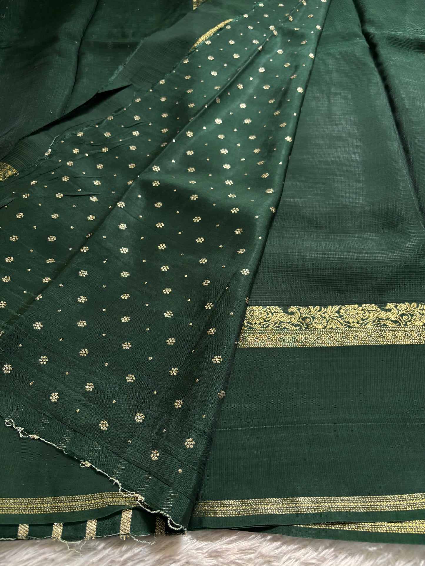 NAL208 : Solid Dark green
