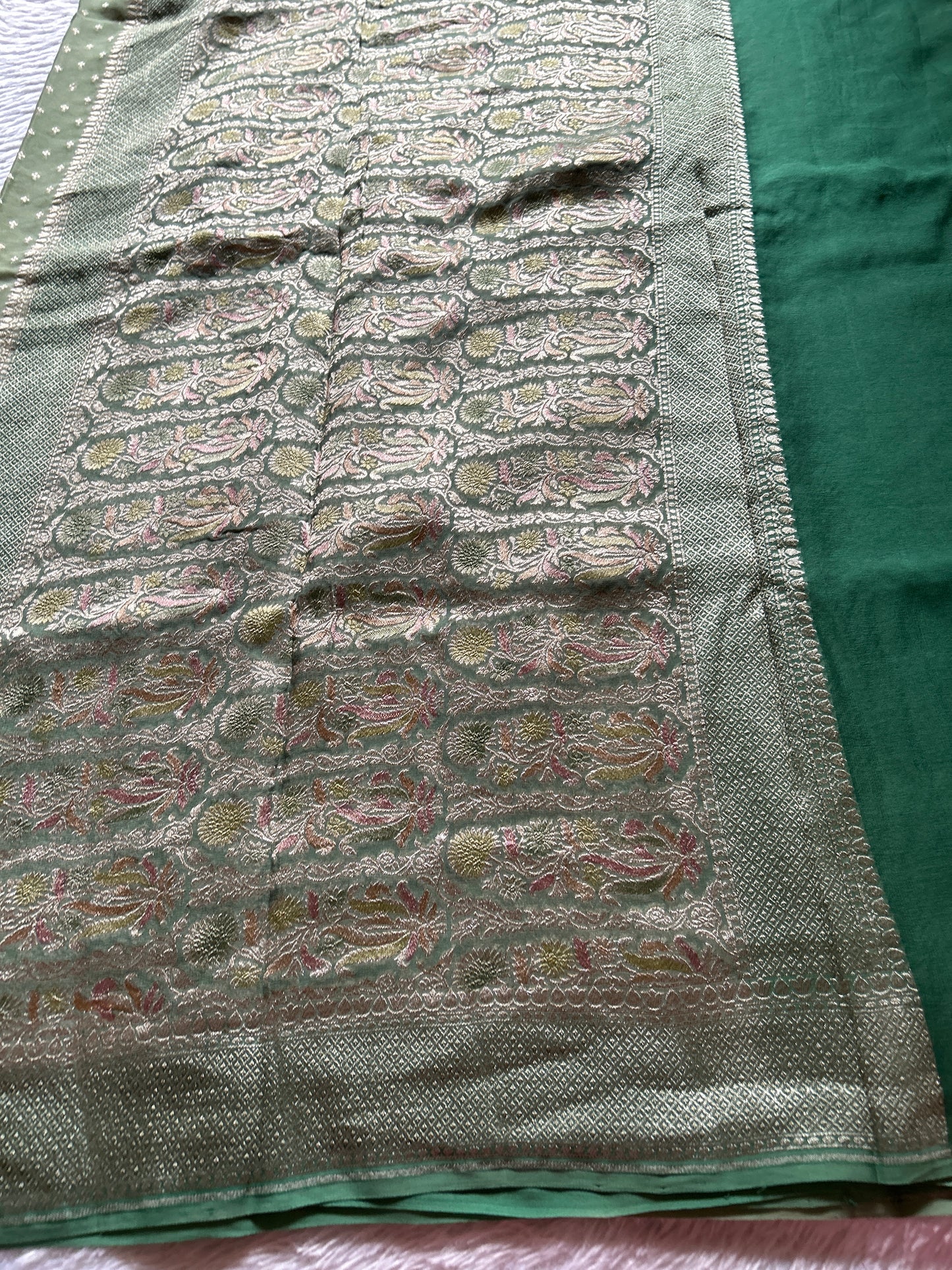 Pure Chiffon Georgette (2D) : Sage green-mint green