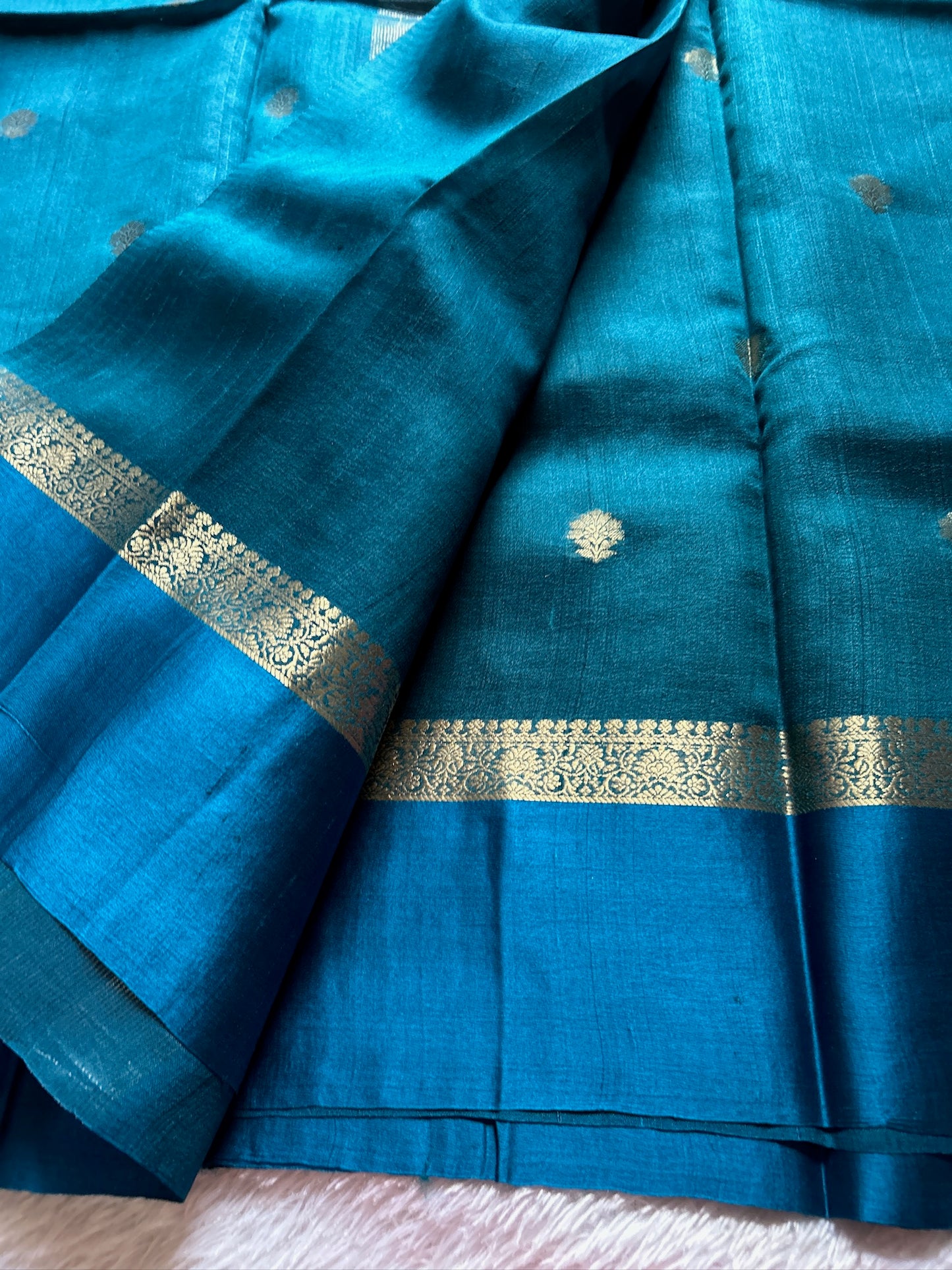 Pure Raw Tussar Georgette : Solid Electric blue