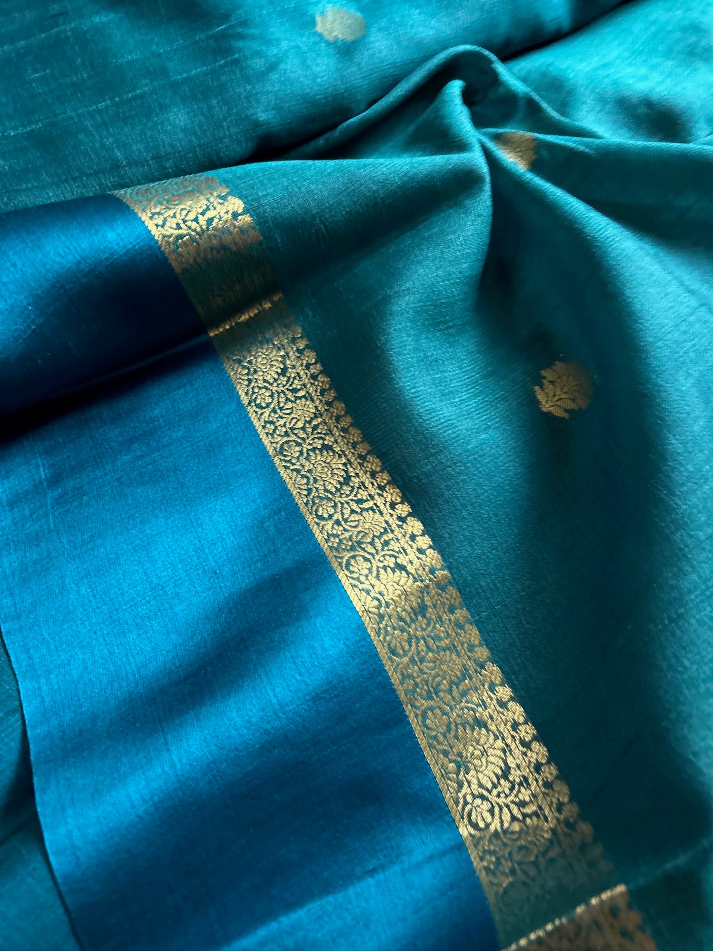 Pure Raw Tussar Georgette : Solid Electric blue