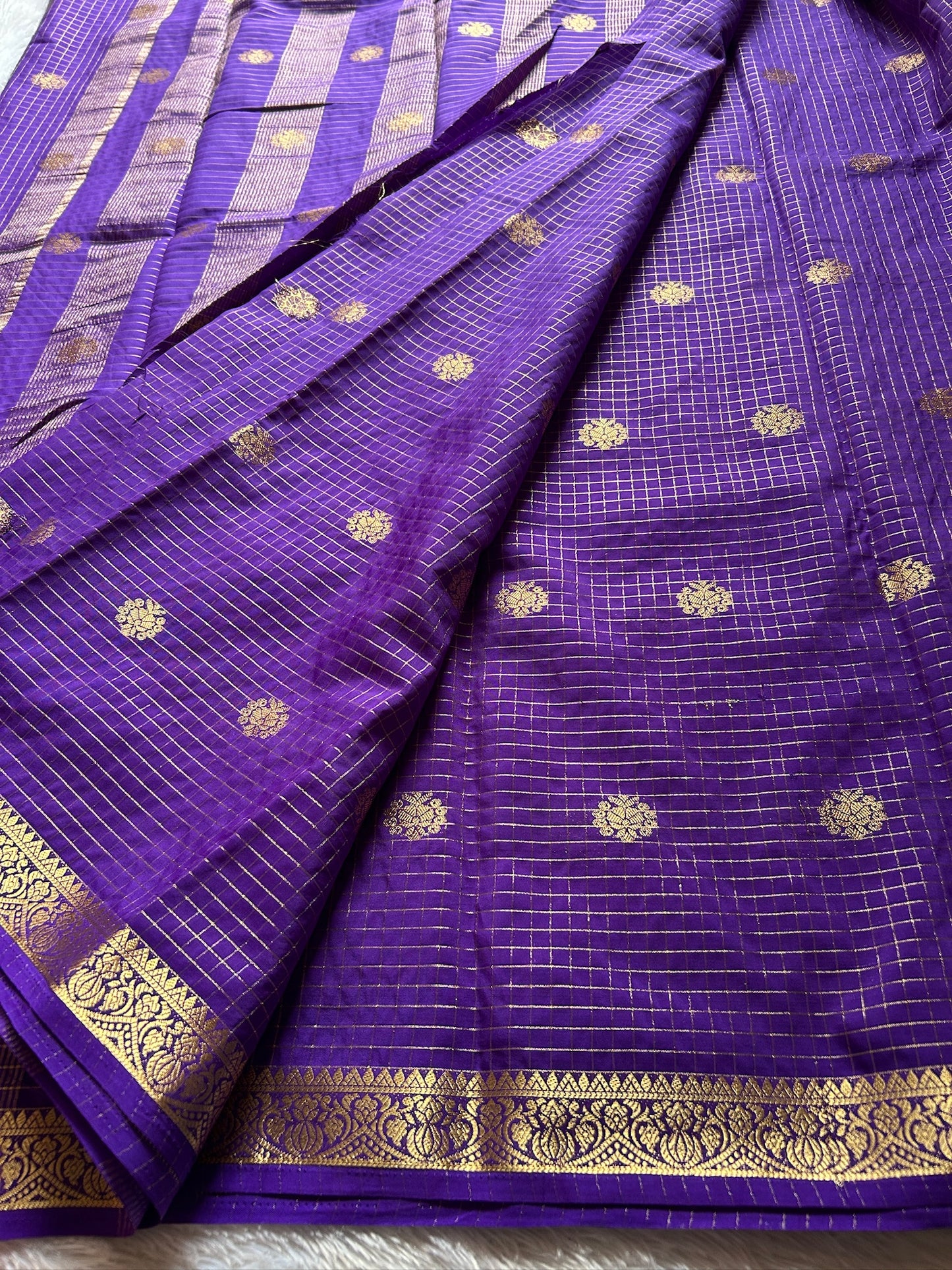 Semi Crepe : Solid Violet