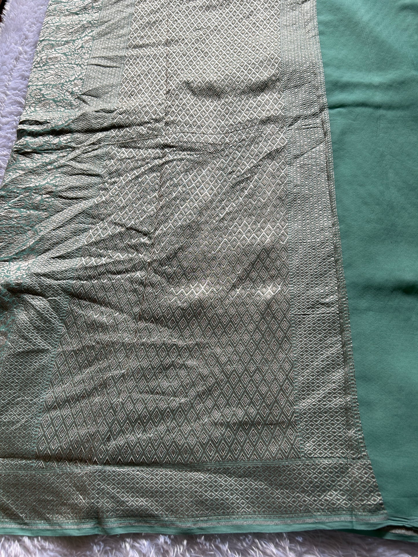 Myra : Solid Pastel mint green