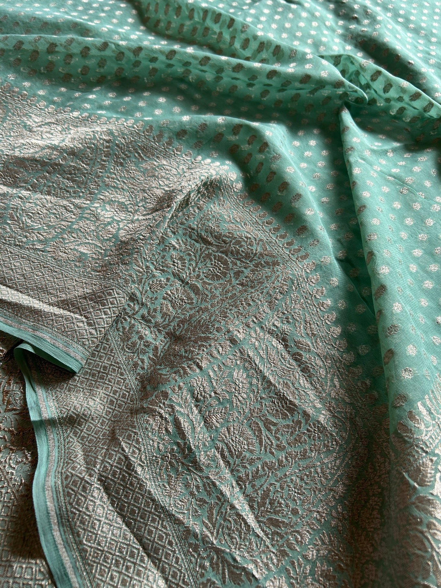 Myra : Solid Pastel mint green