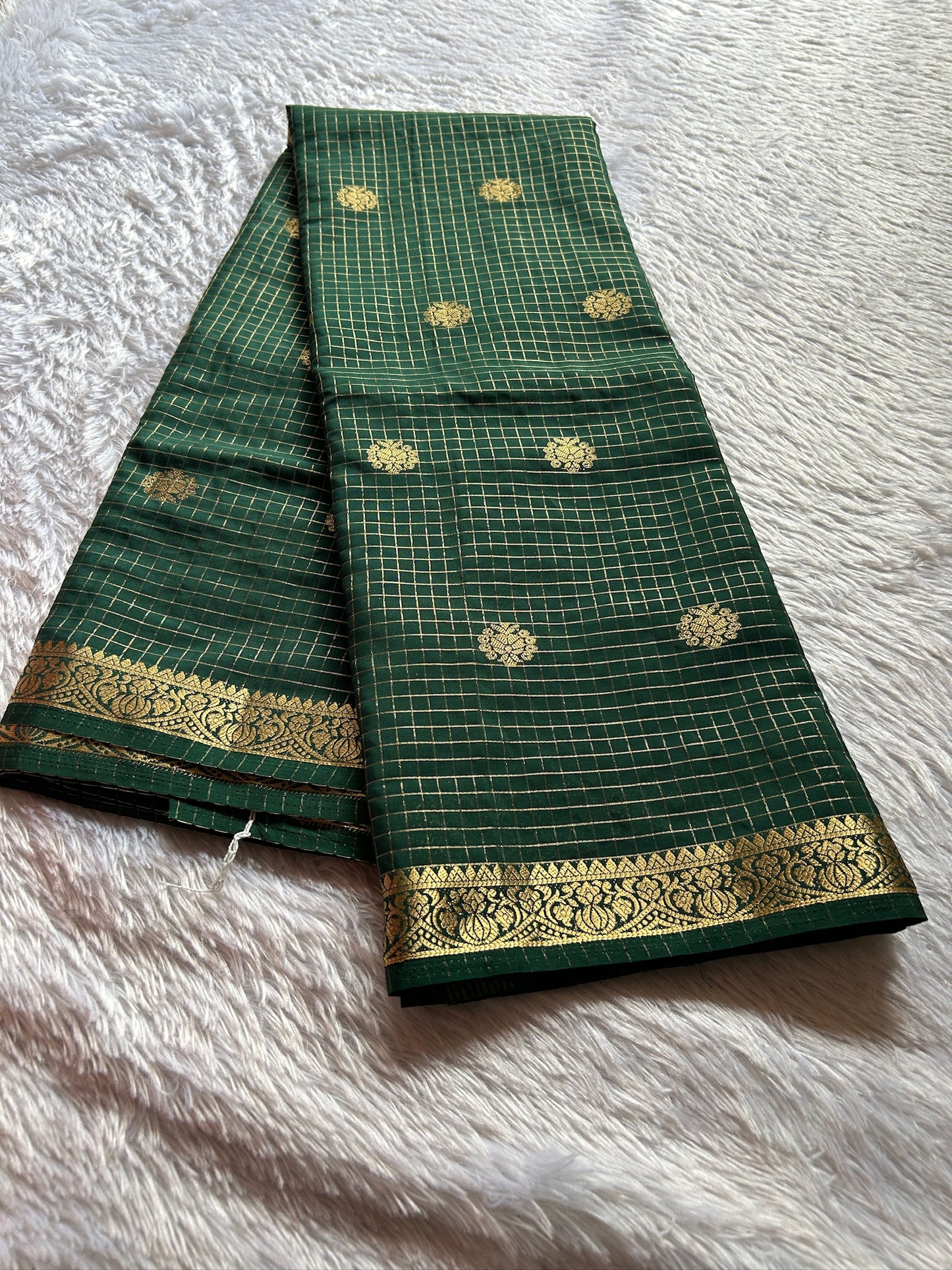 Semi Crepe : Solid Bottle green