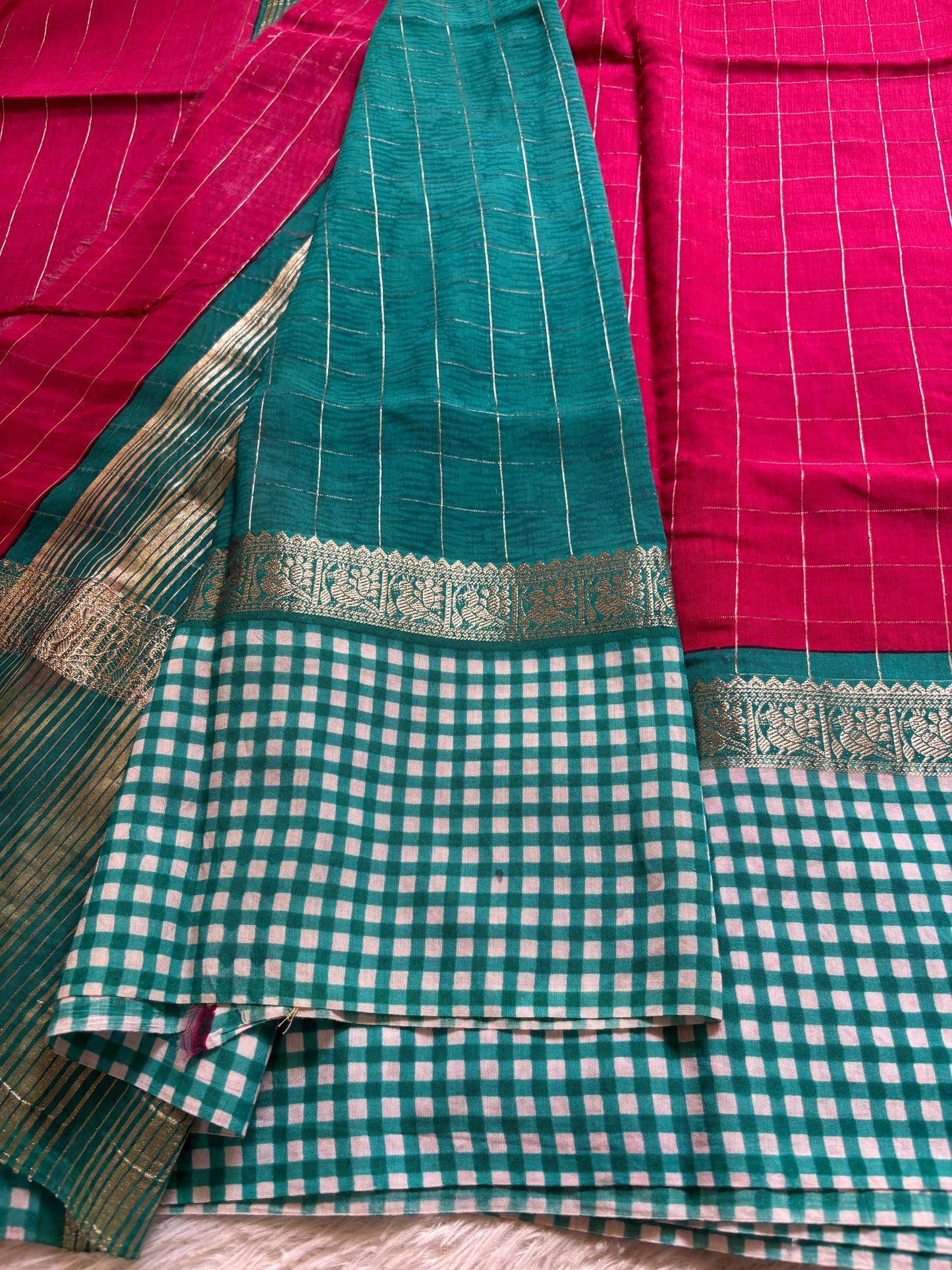 NAL209 (2D) : Pink-rama green