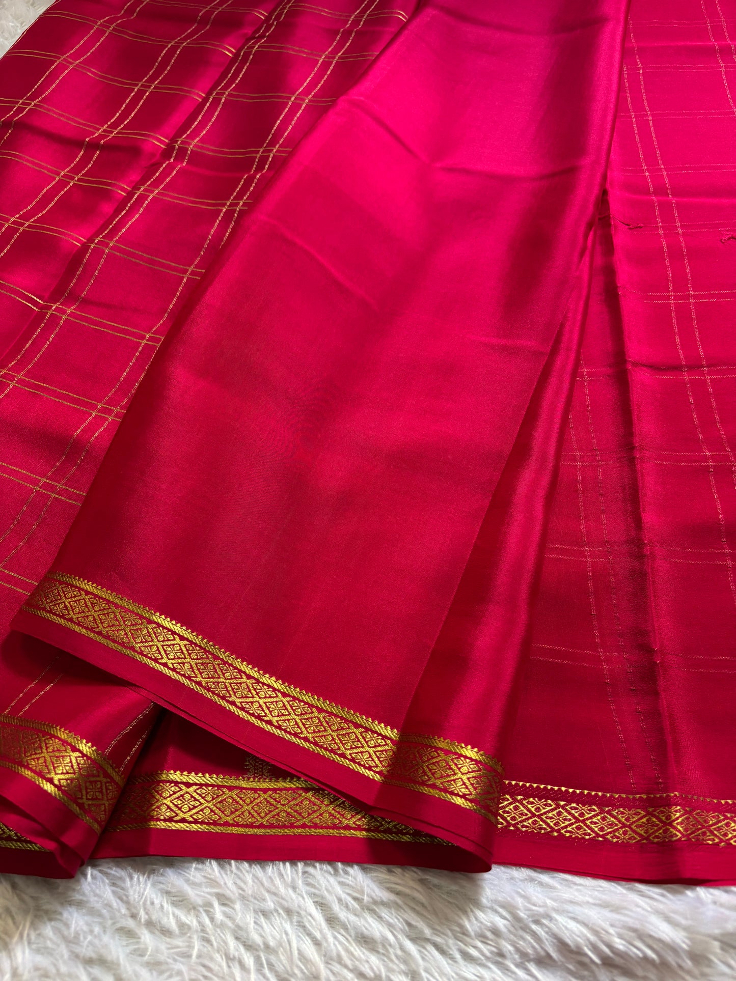 Supriya : Solid Dark pink