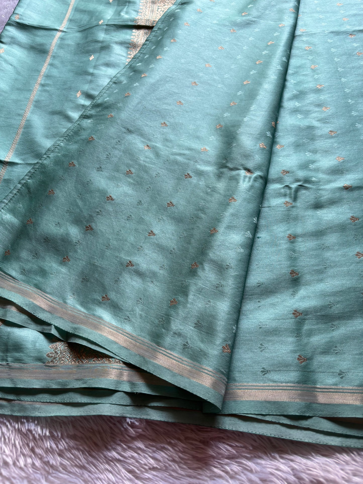 SS114 : Solid Powder blue