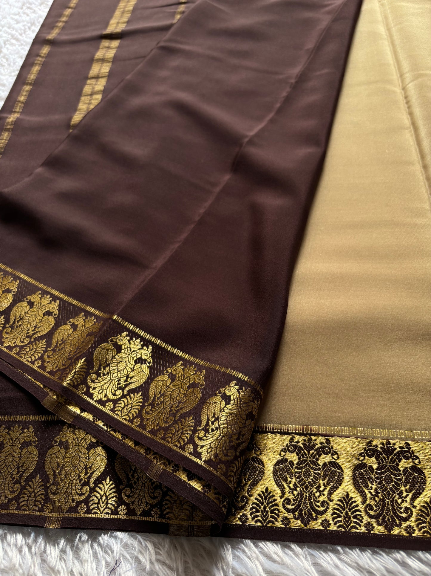 Veera (2D) : Chikoo beige-chocolate brown