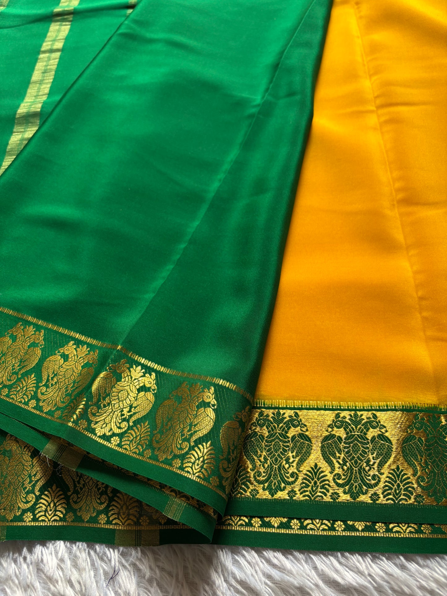 Veera (2D) : Yellow-bottle green