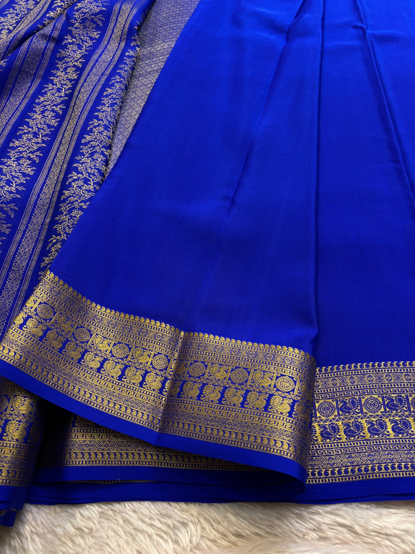 Vydurya : Solid Royal blue