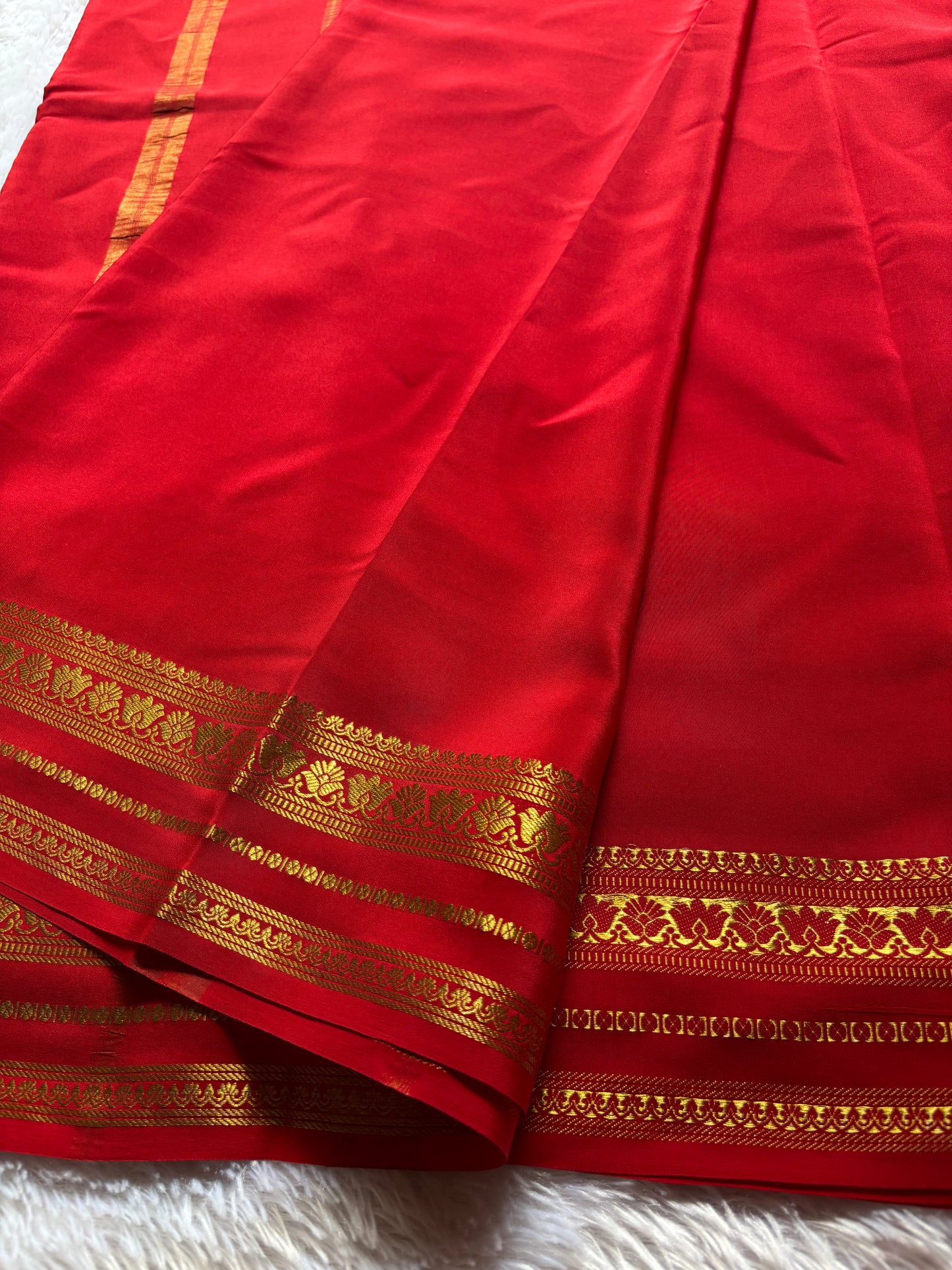 Padmaja : Solid Red