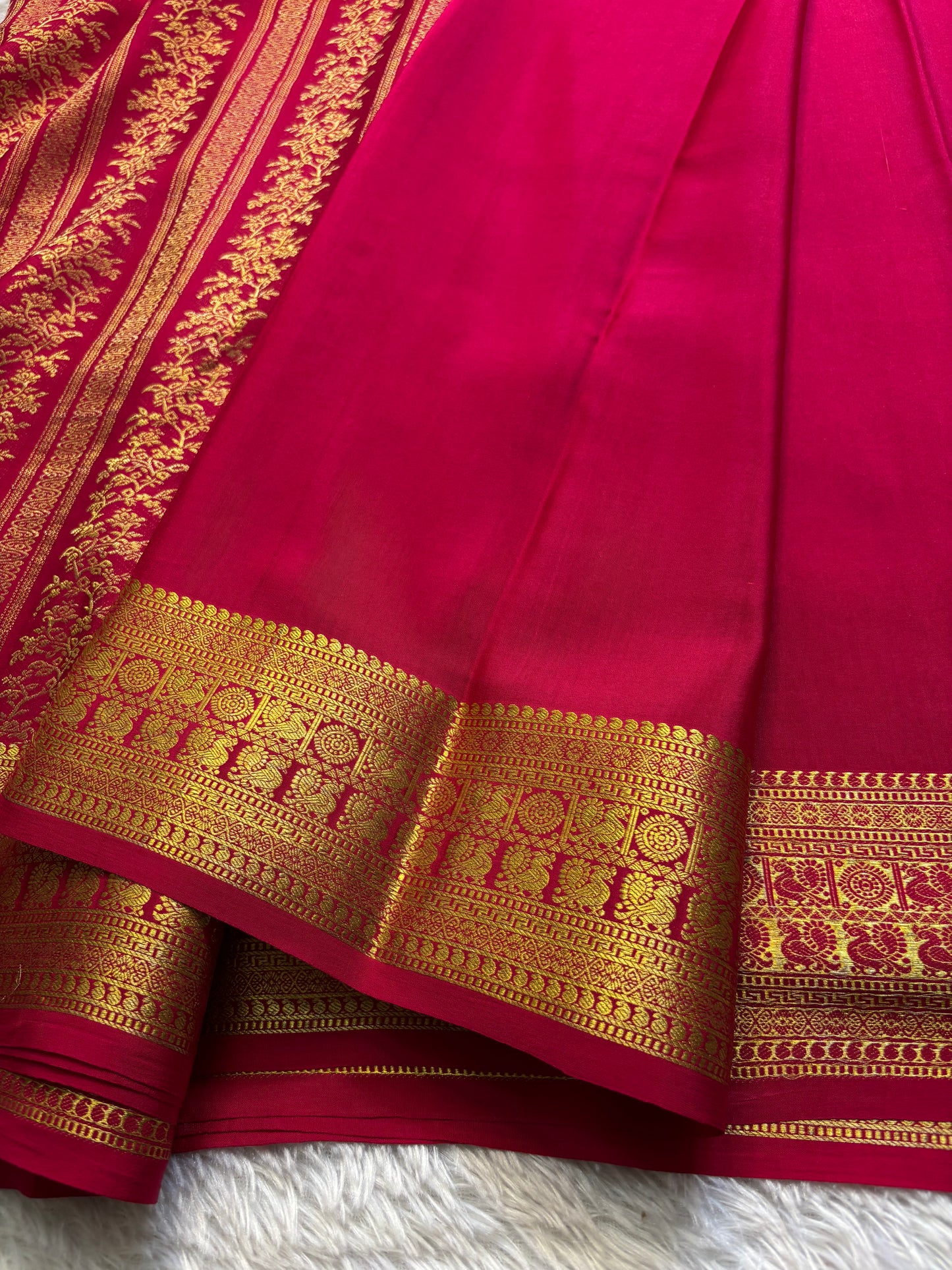 Vydurya : Solid Pink