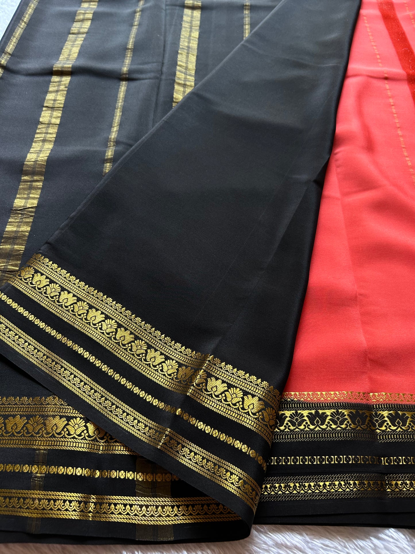 Padmaja (2D) : Coral-black