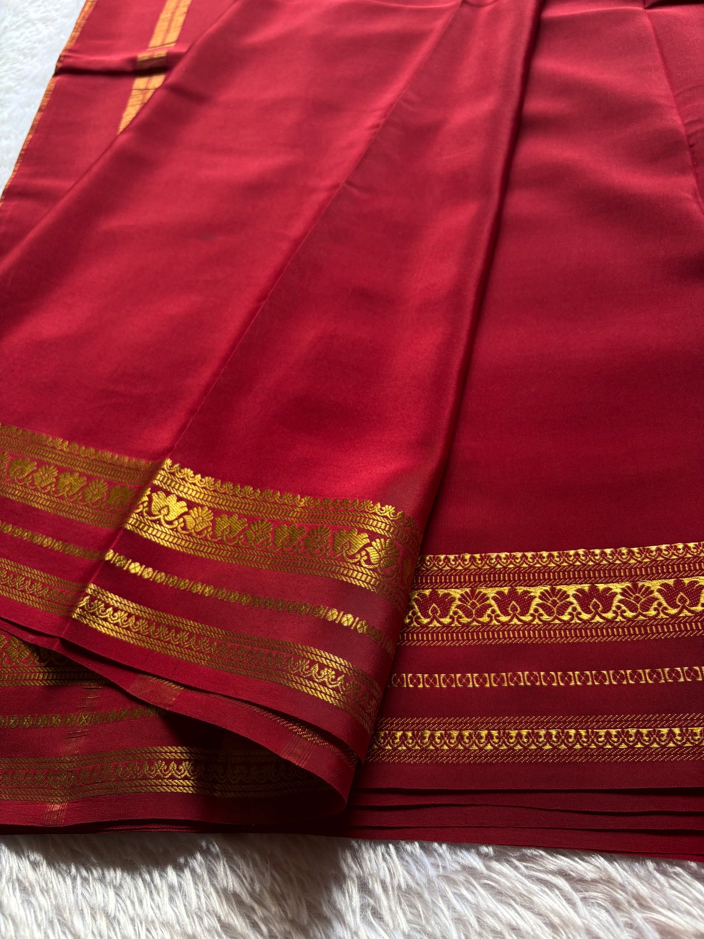 Padmaja : Solid Dark red