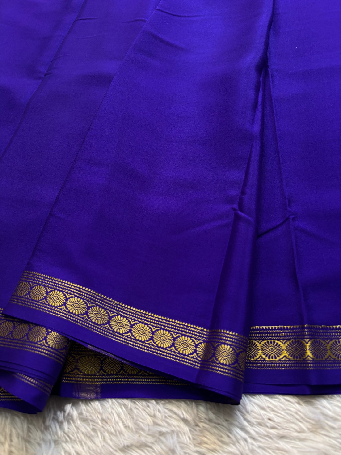 Chandrika : Solid Royal blue