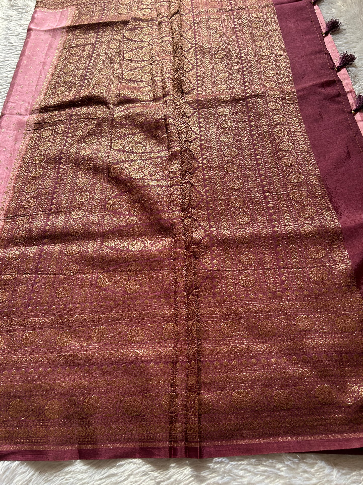 Soft Crepe Banarasi (2D) : Baby pink-pinkish brown