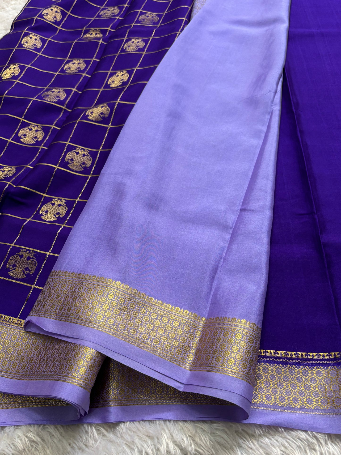 Ambuja (2D) : Violet blue-lavender