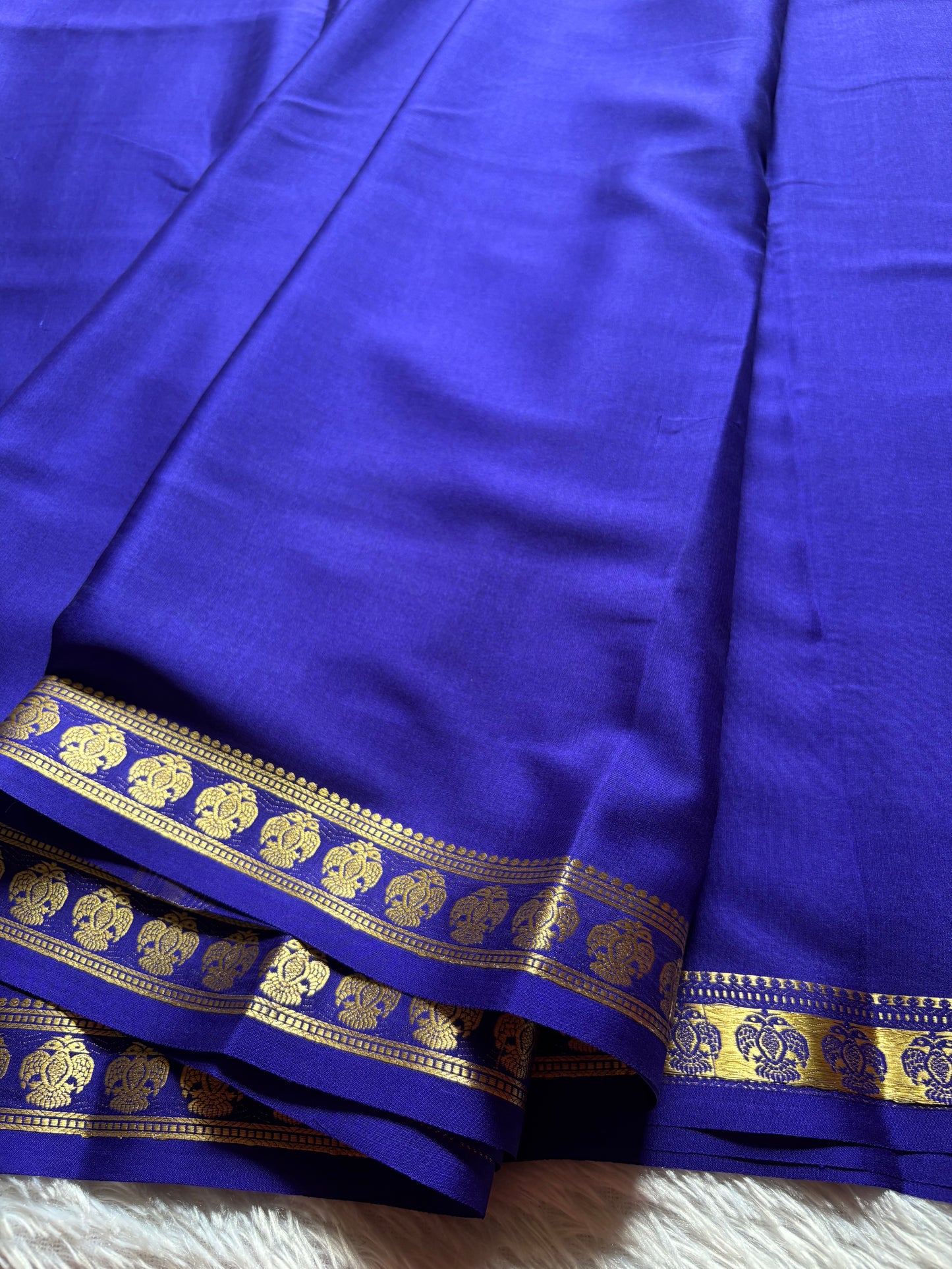 Brunda : Solid Royal blue
