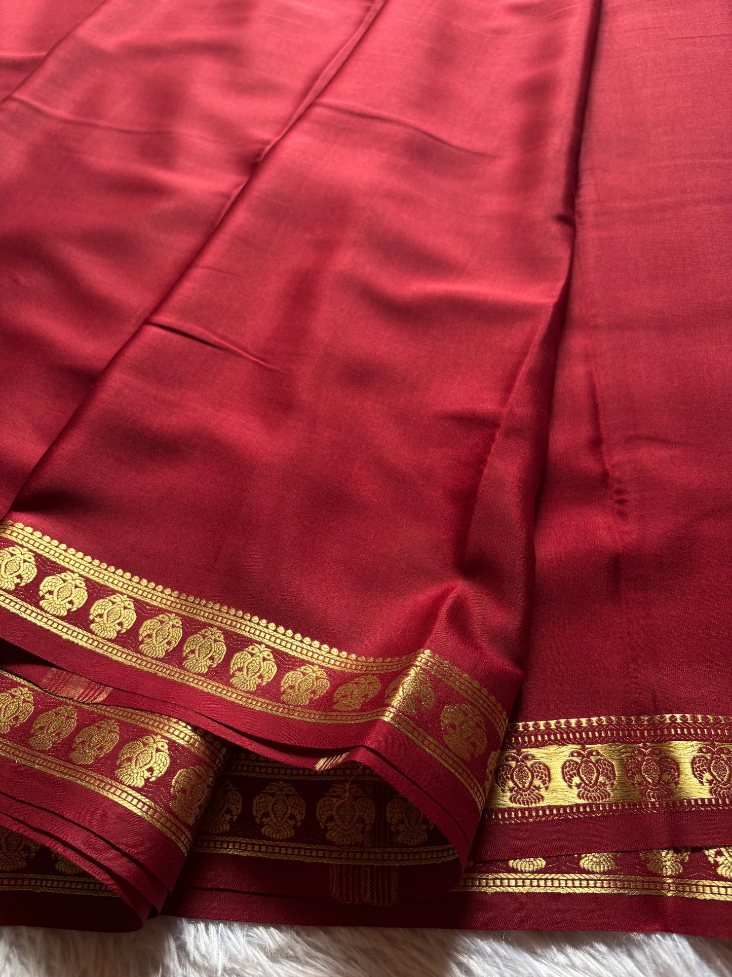 Brunda : Solid Maroon