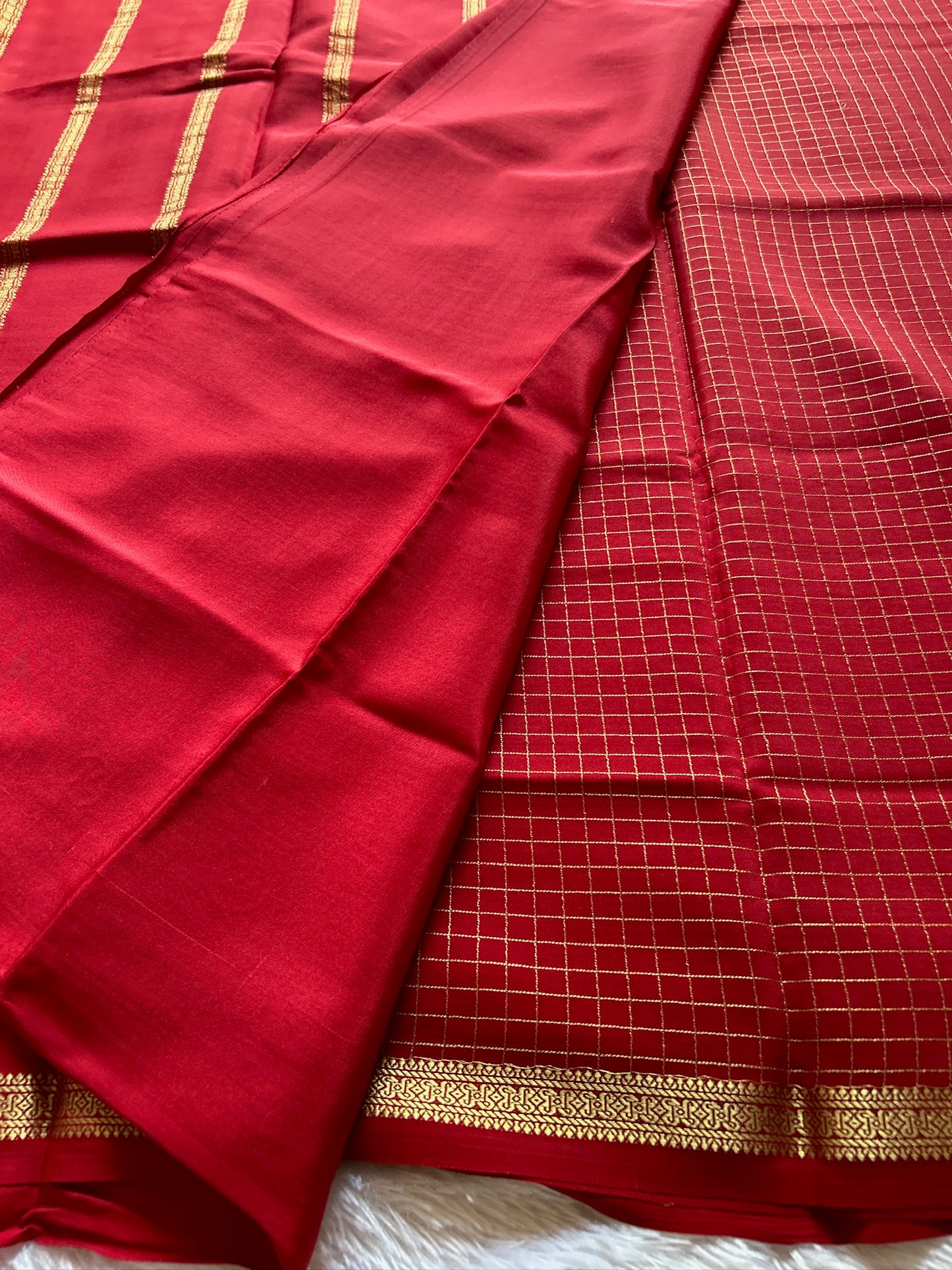 Pure CSG Zari crepe silk : Solid Red
