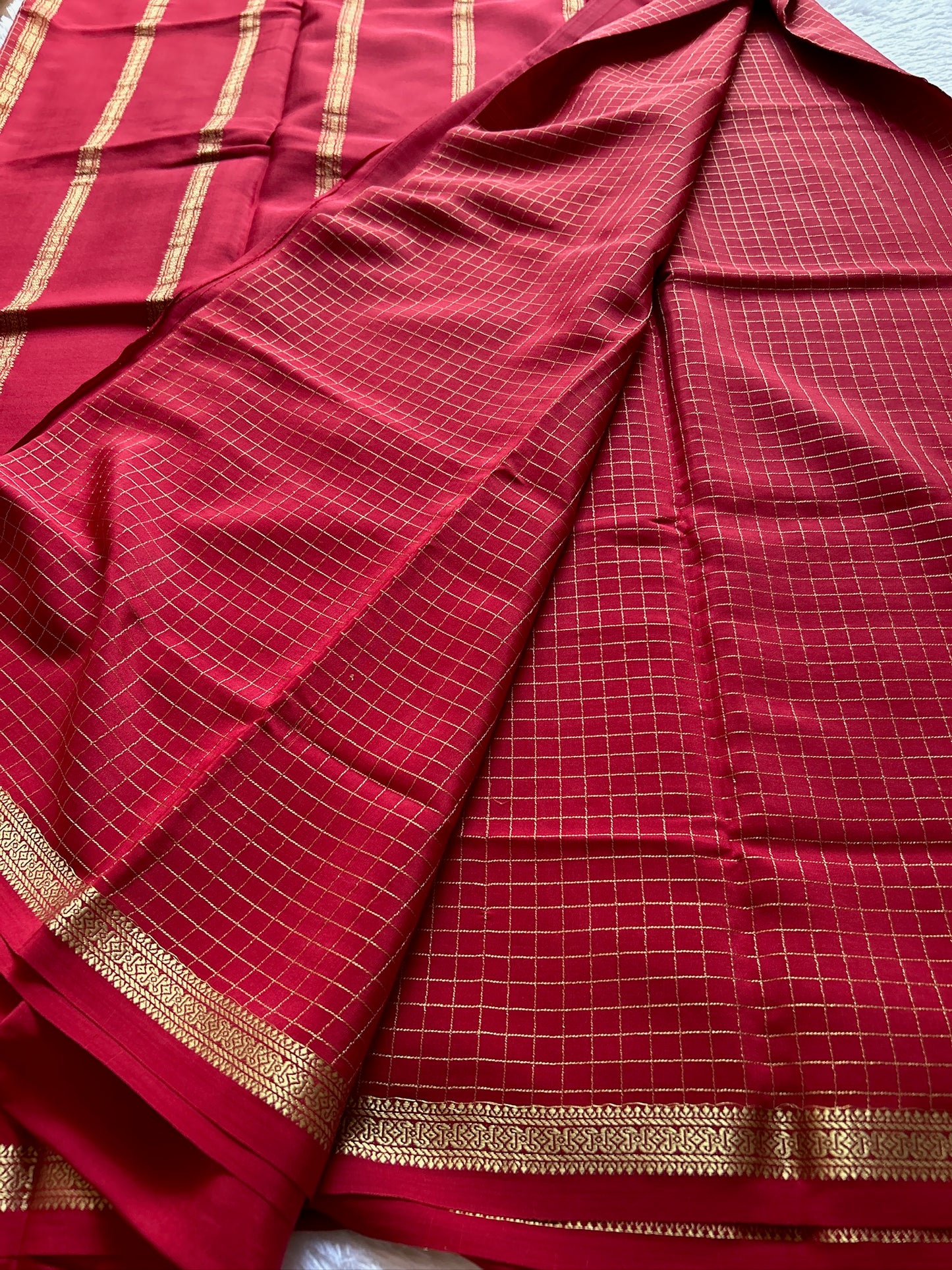 Pure CSG Zari crepe silk : Solid Red