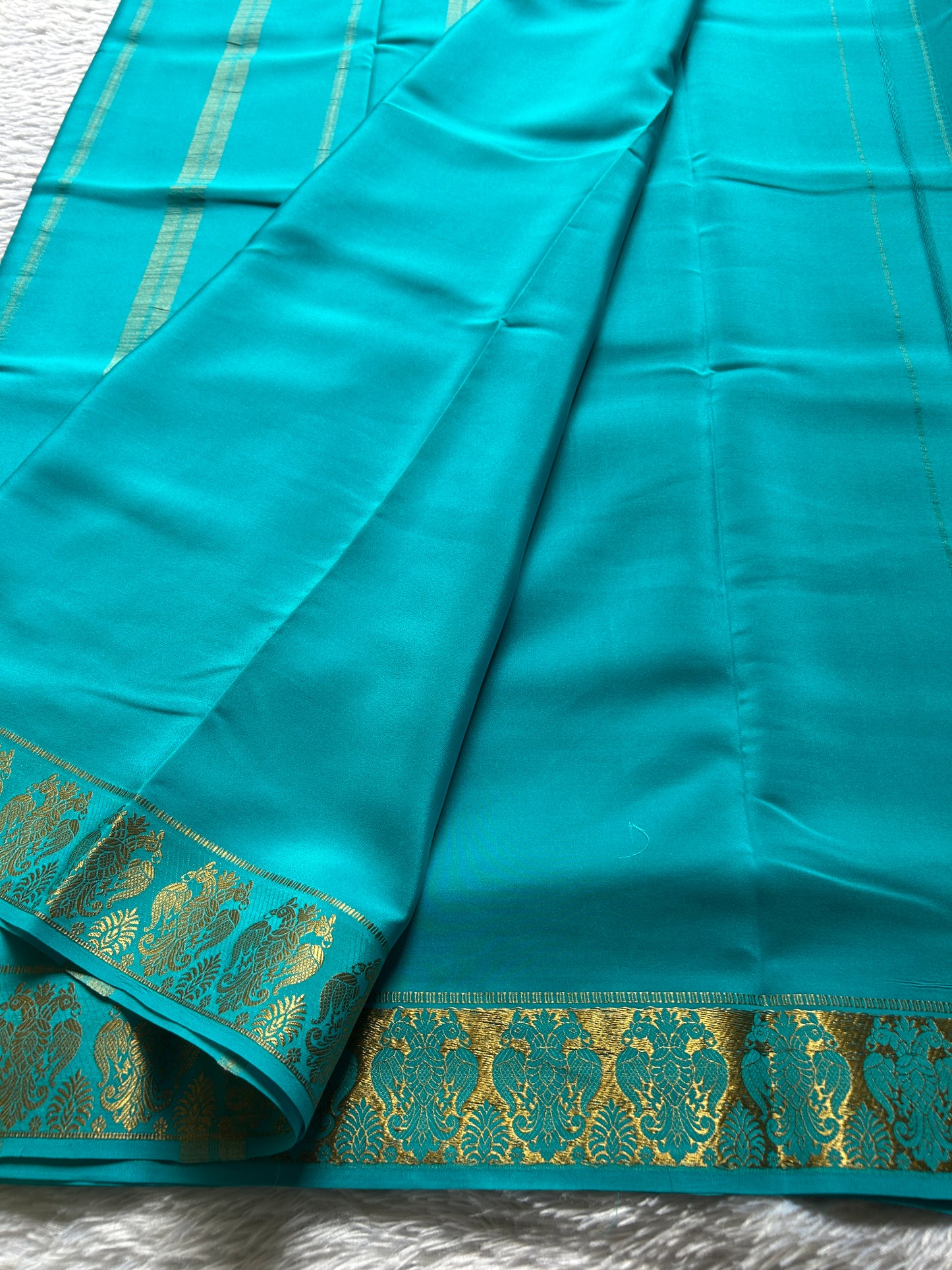 Veera : Solid Sea blue