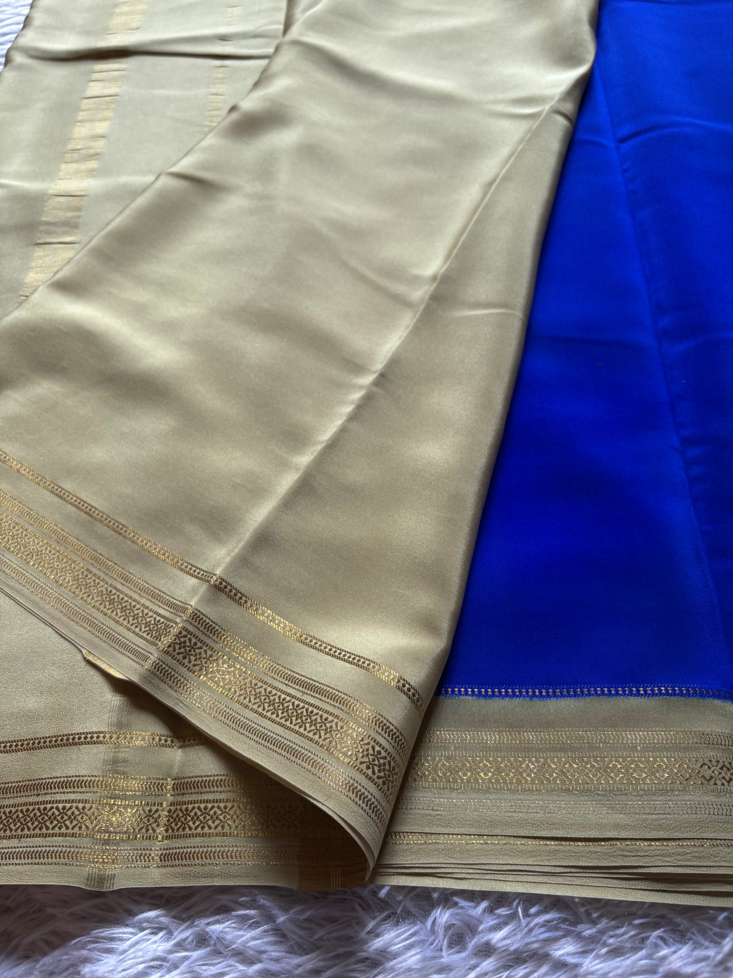 Shailaja (2D) : Royal blue-light beige