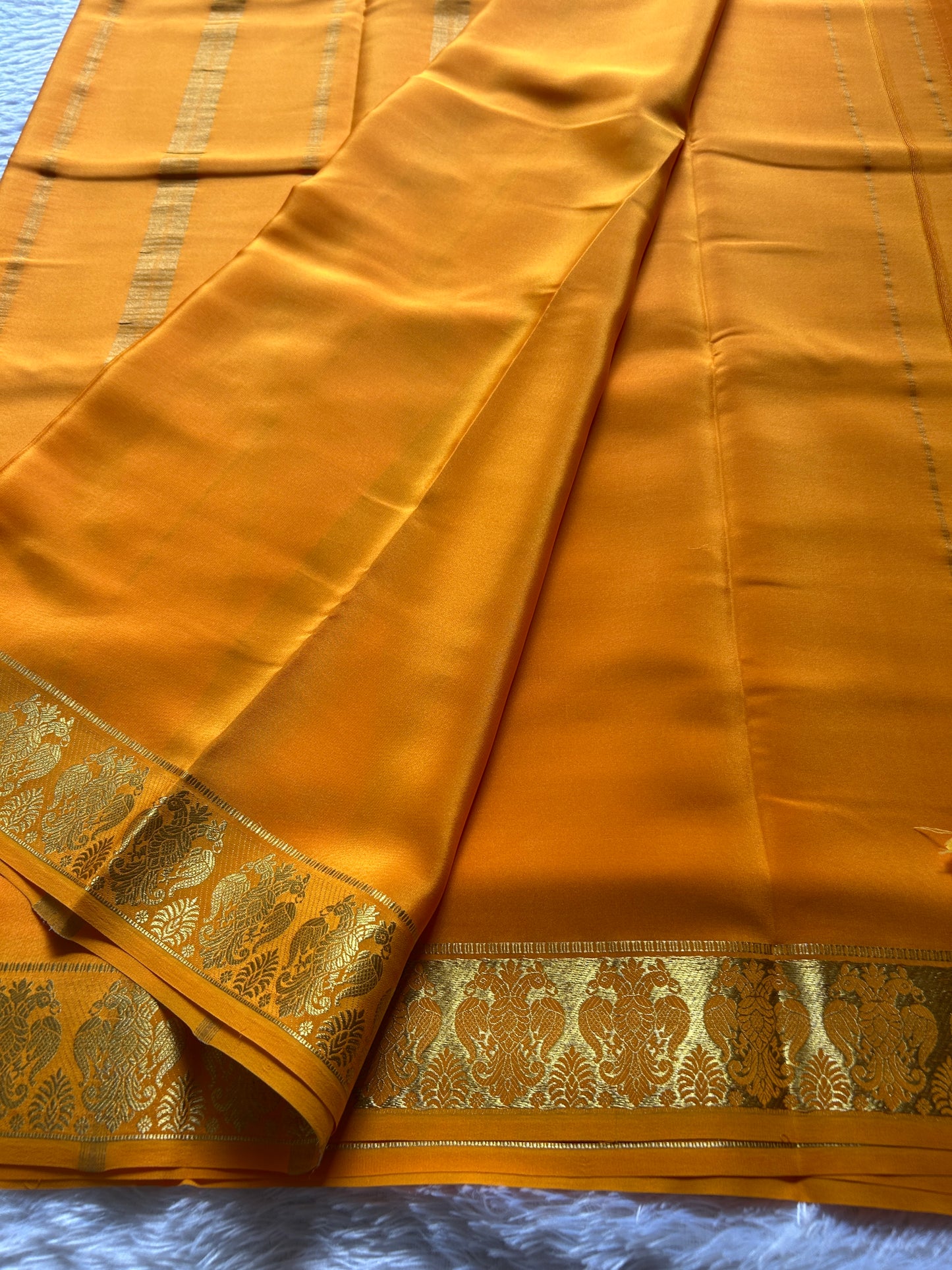 Veera : Solid Light orange