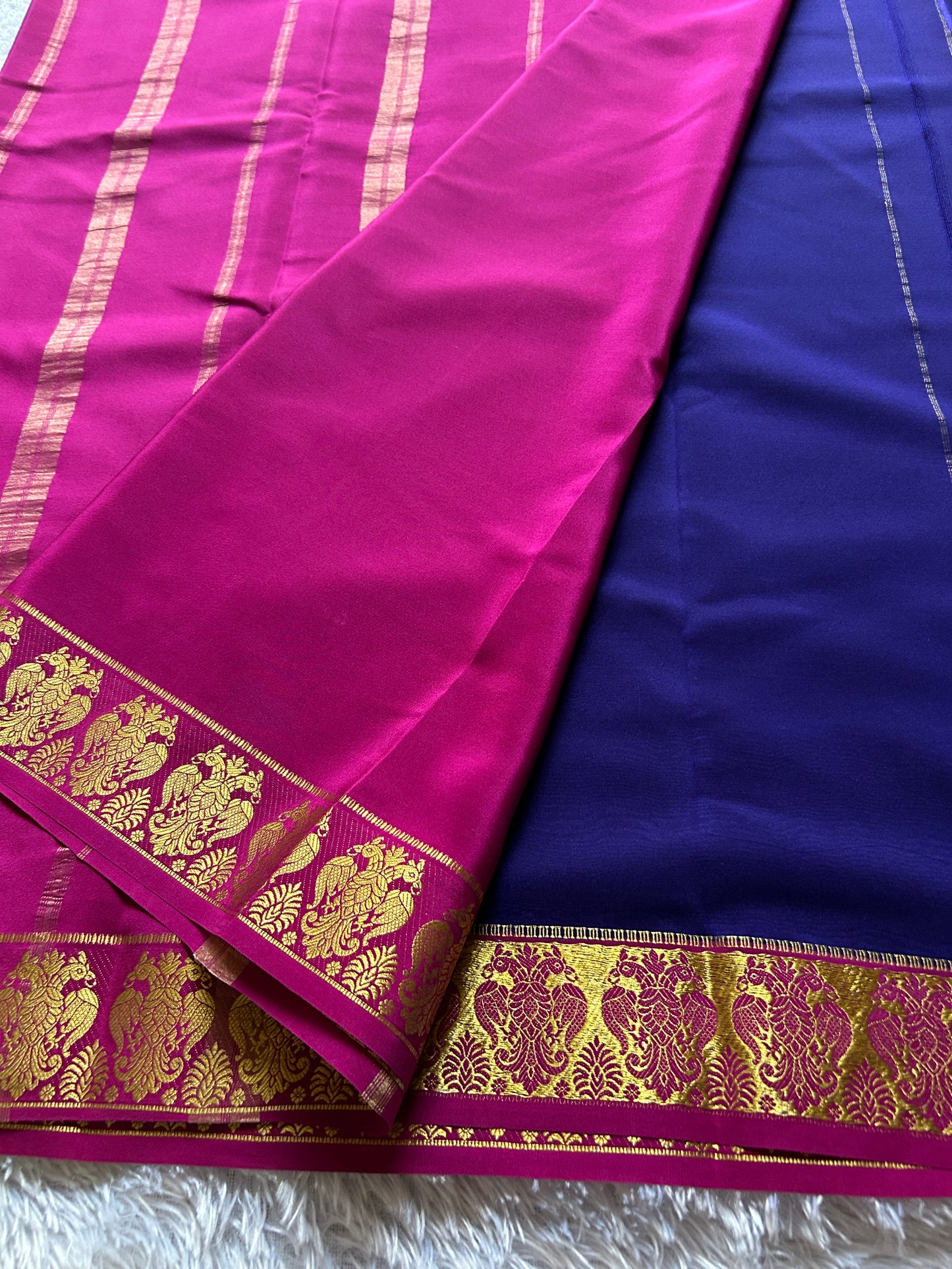 Veera (2D) : Dark blue-pink