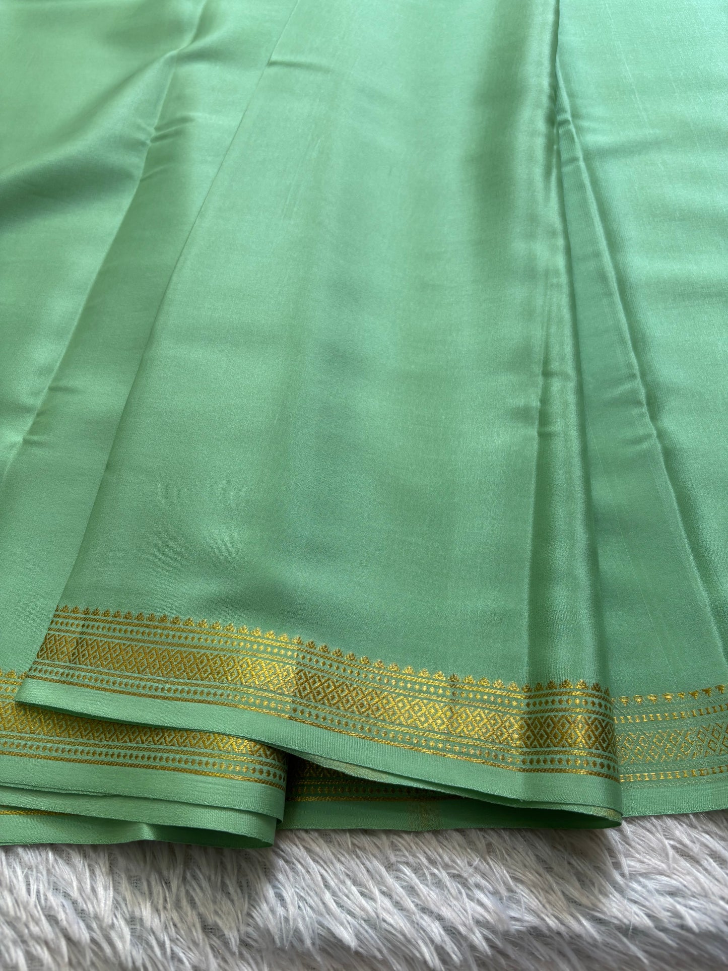 Preetha : Solid MInt green