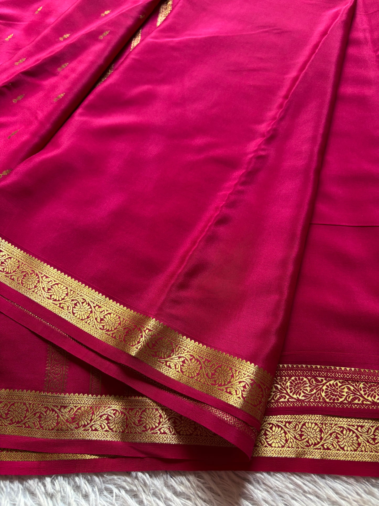 Spoorthi : Solid Pink