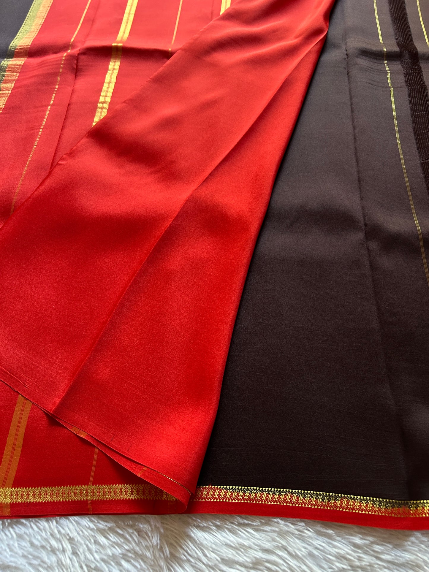 Mangala (2D) : Deep brown-red