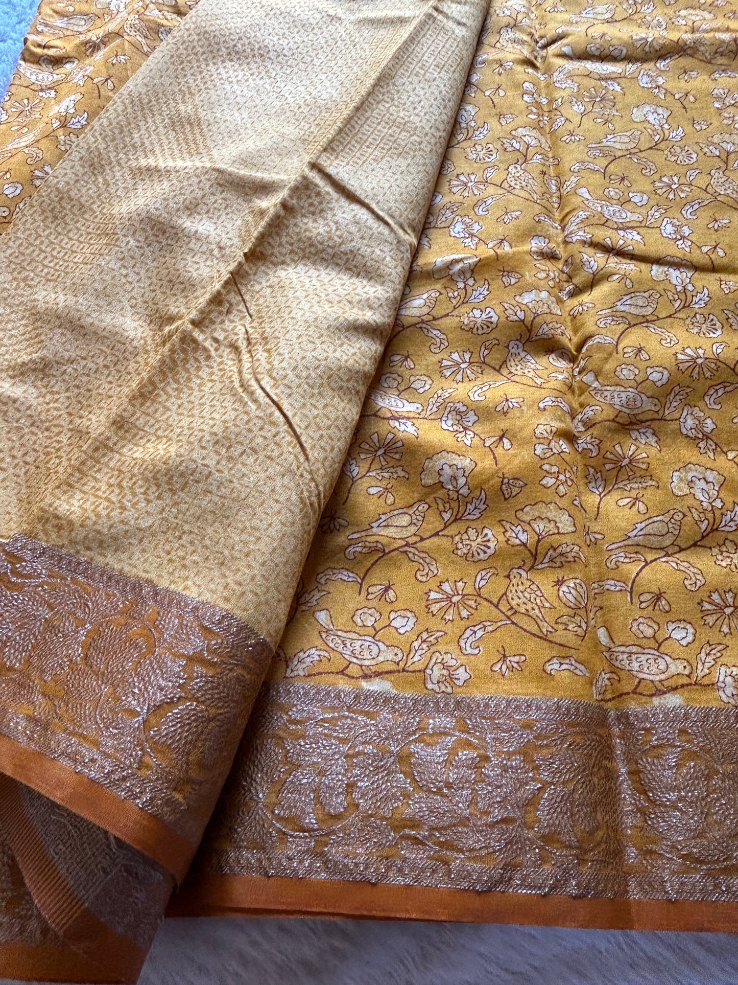 Sarala (2D) : Yellow-mustard