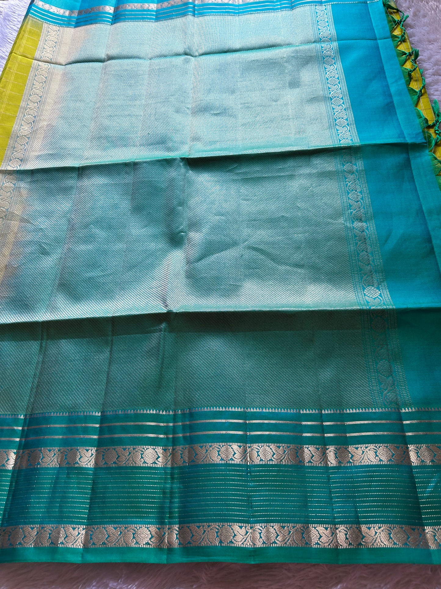 Gomathi (2D) : Olive-turquoise