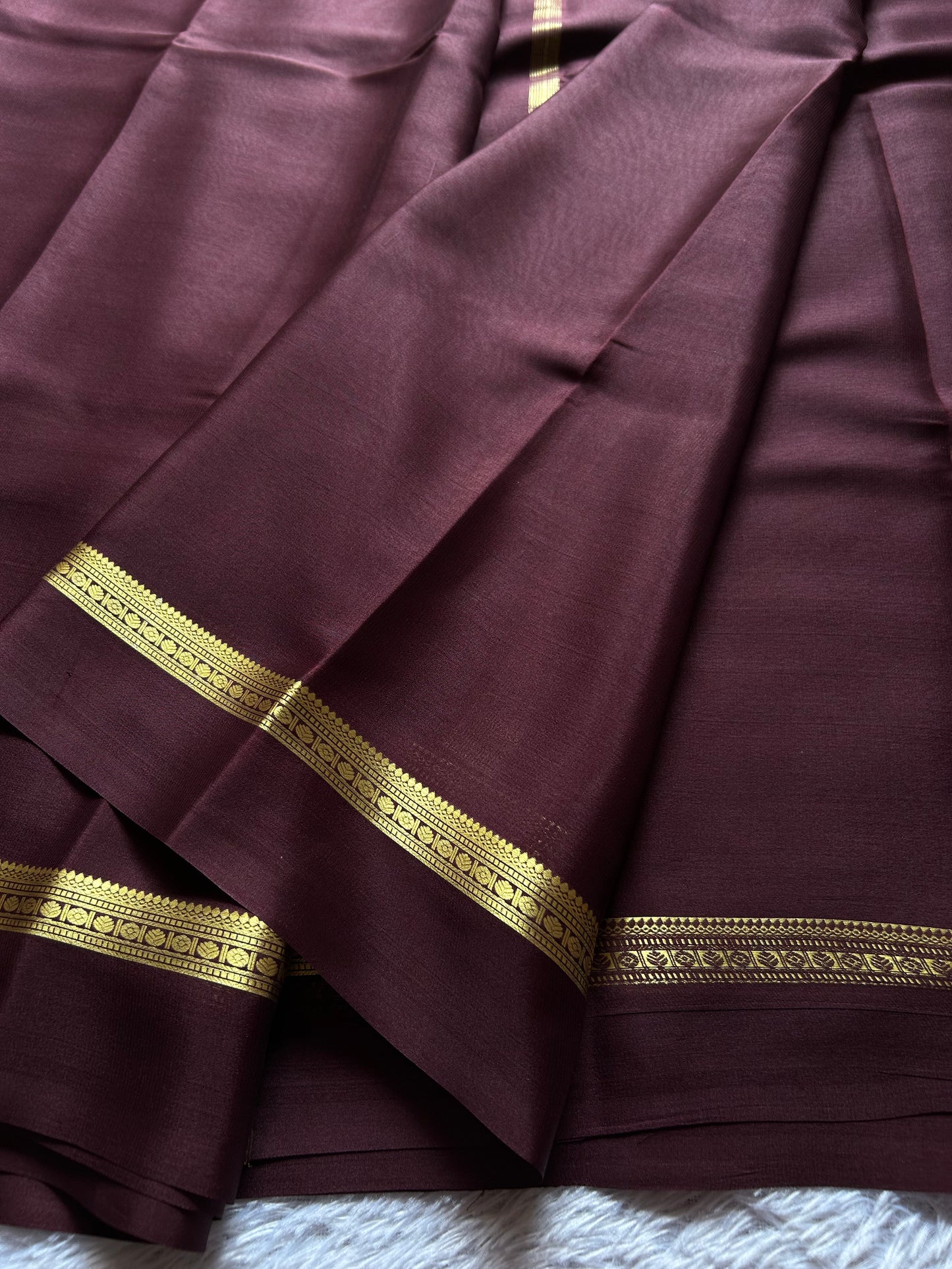 Shambhavi : Solid Chocolate brown